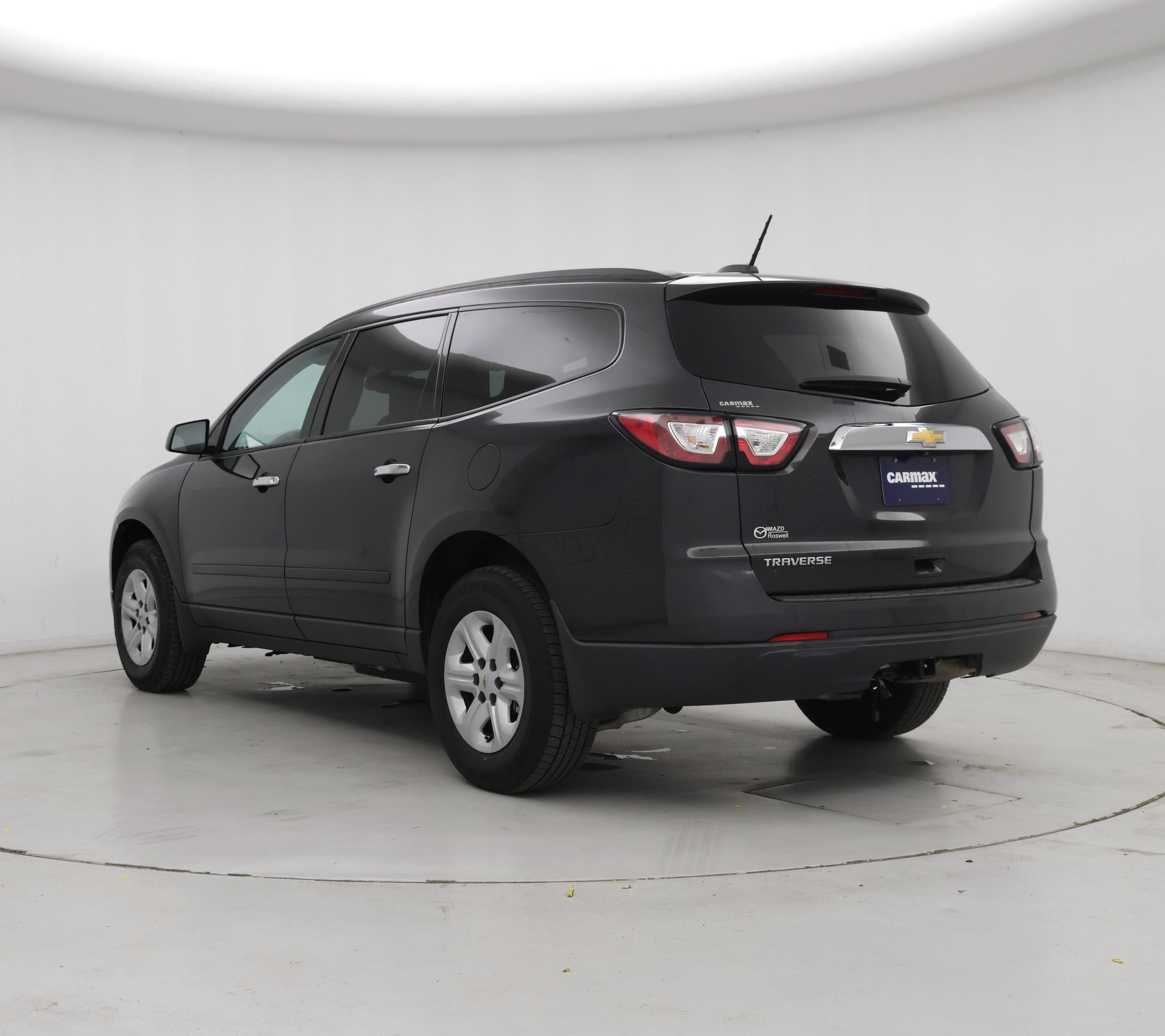 Thumbnail: 2017 Chevrolet Traverse - 2