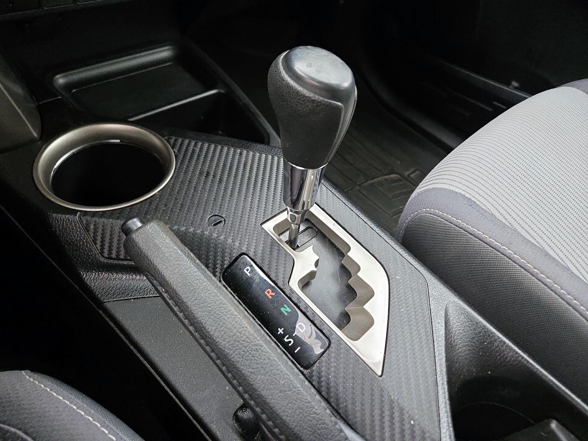 Thumbnail: 2014 Toyota RAV4 - 17