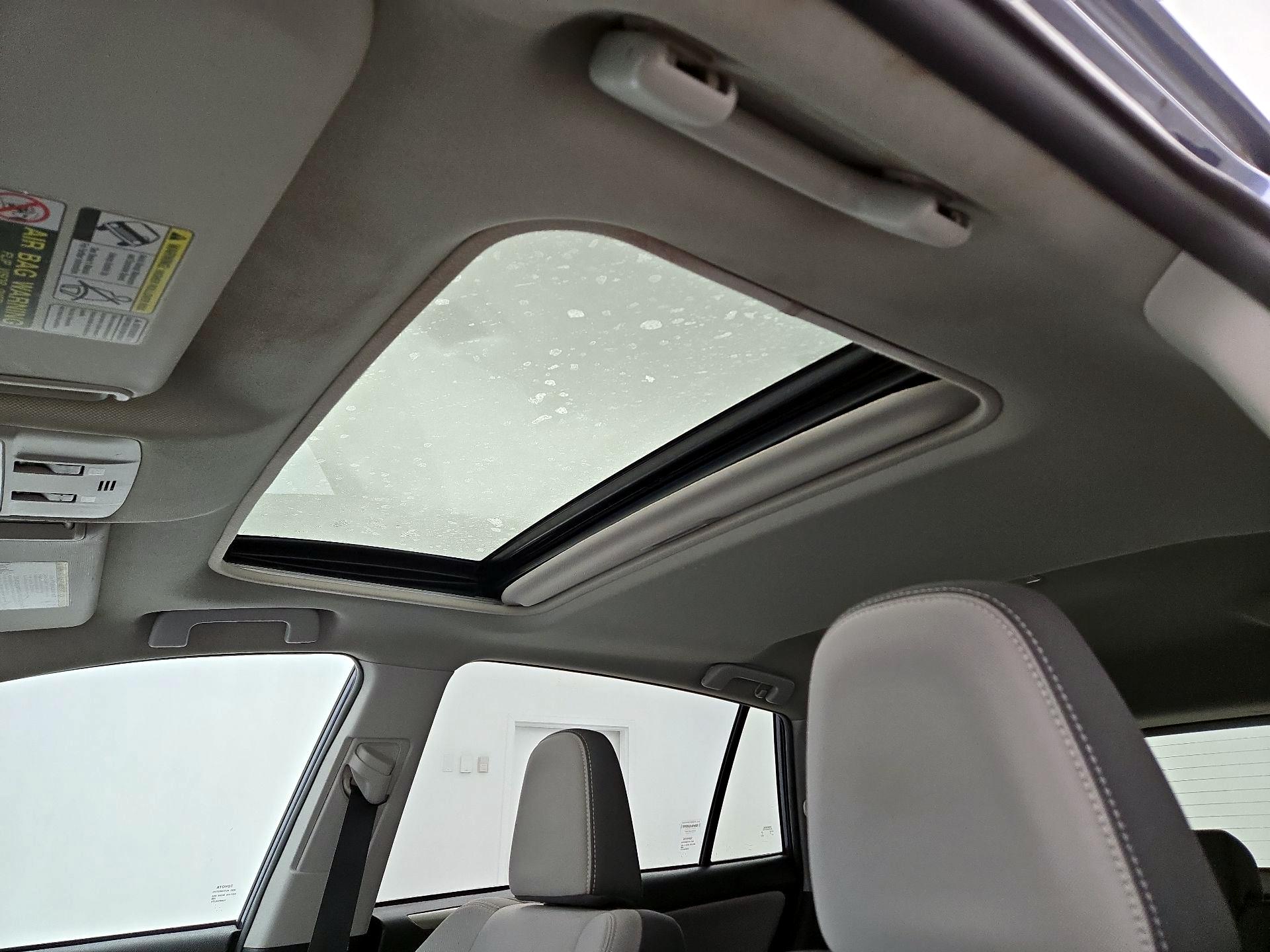 Thumbnail: 2014 Toyota RAV4 - 19