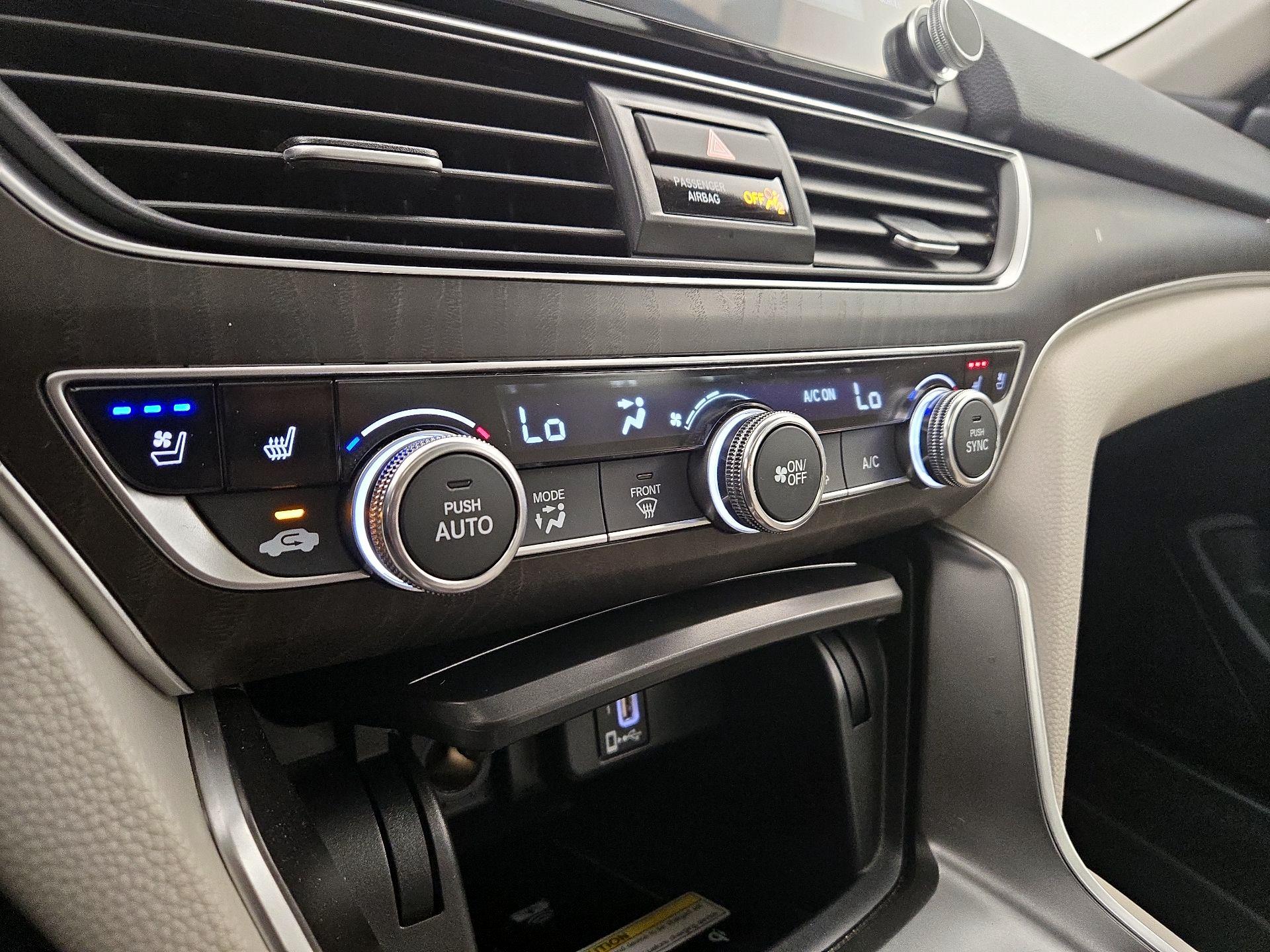 Thumbnail: 2019 Honda Accord - 16