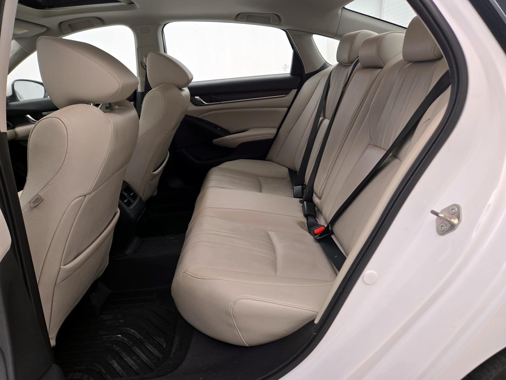Thumbnail: 2019 Honda Accord - 20