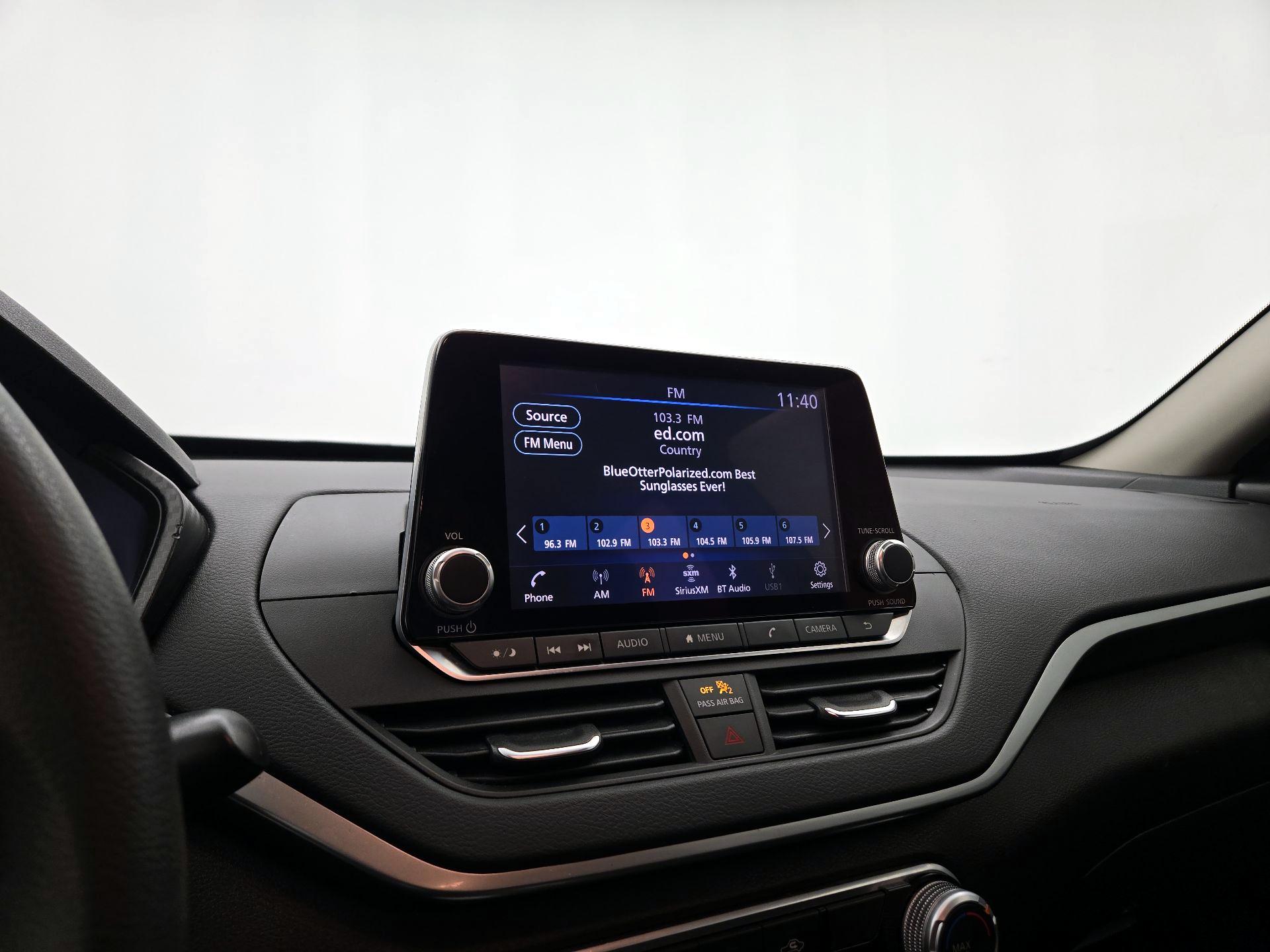 Thumbnail: 2019 Nissan Altima - 15