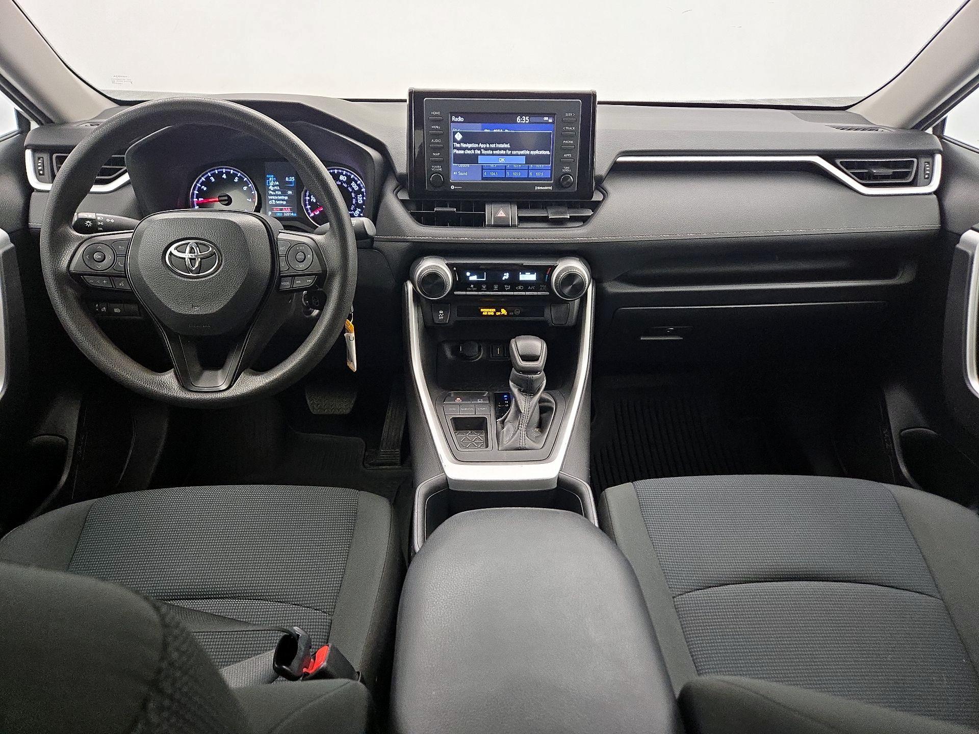 Thumbnail: 2022 Toyota RAV4 - 9