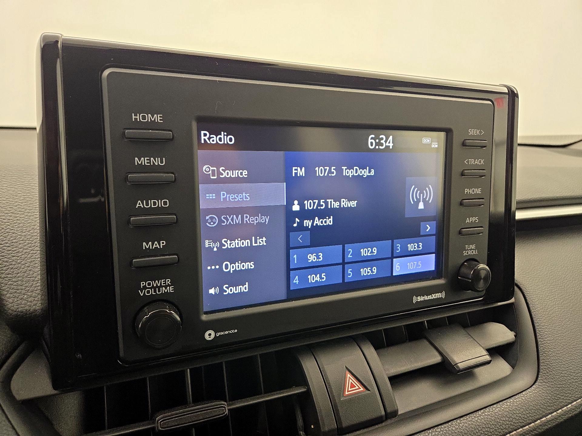 Thumbnail: 2022 Toyota RAV4 - 15