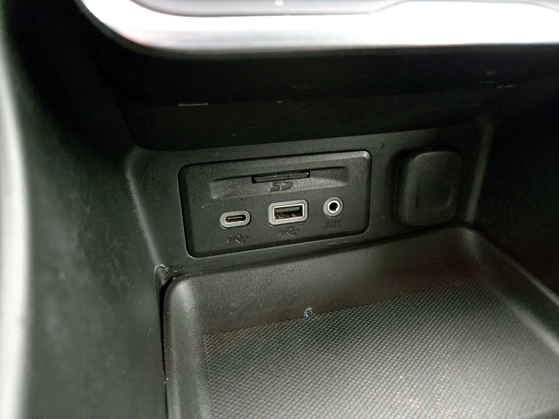 Thumbnail: 2020 GMC Terrain - 19