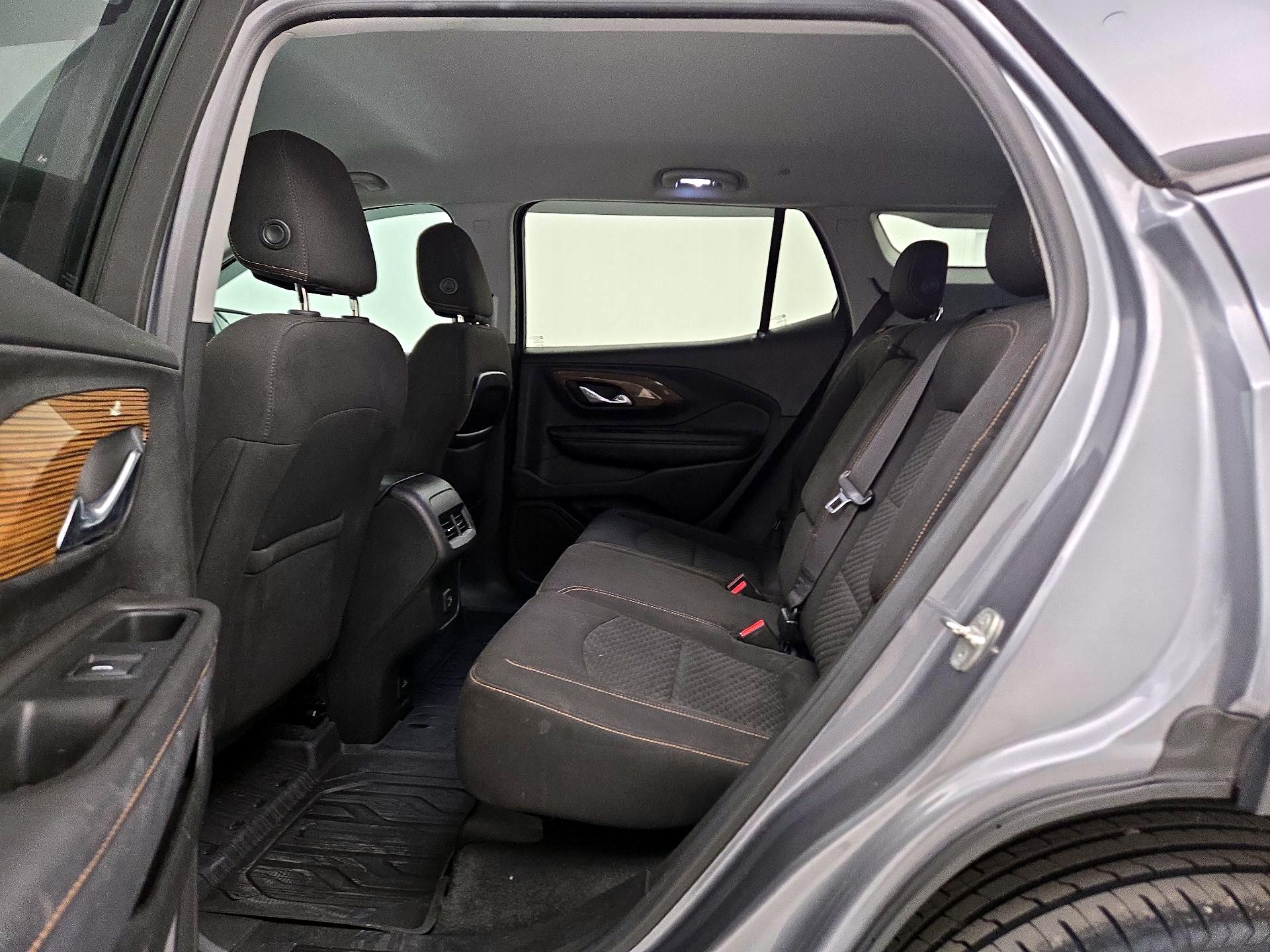 Thumbnail: 2020 GMC Terrain - 20