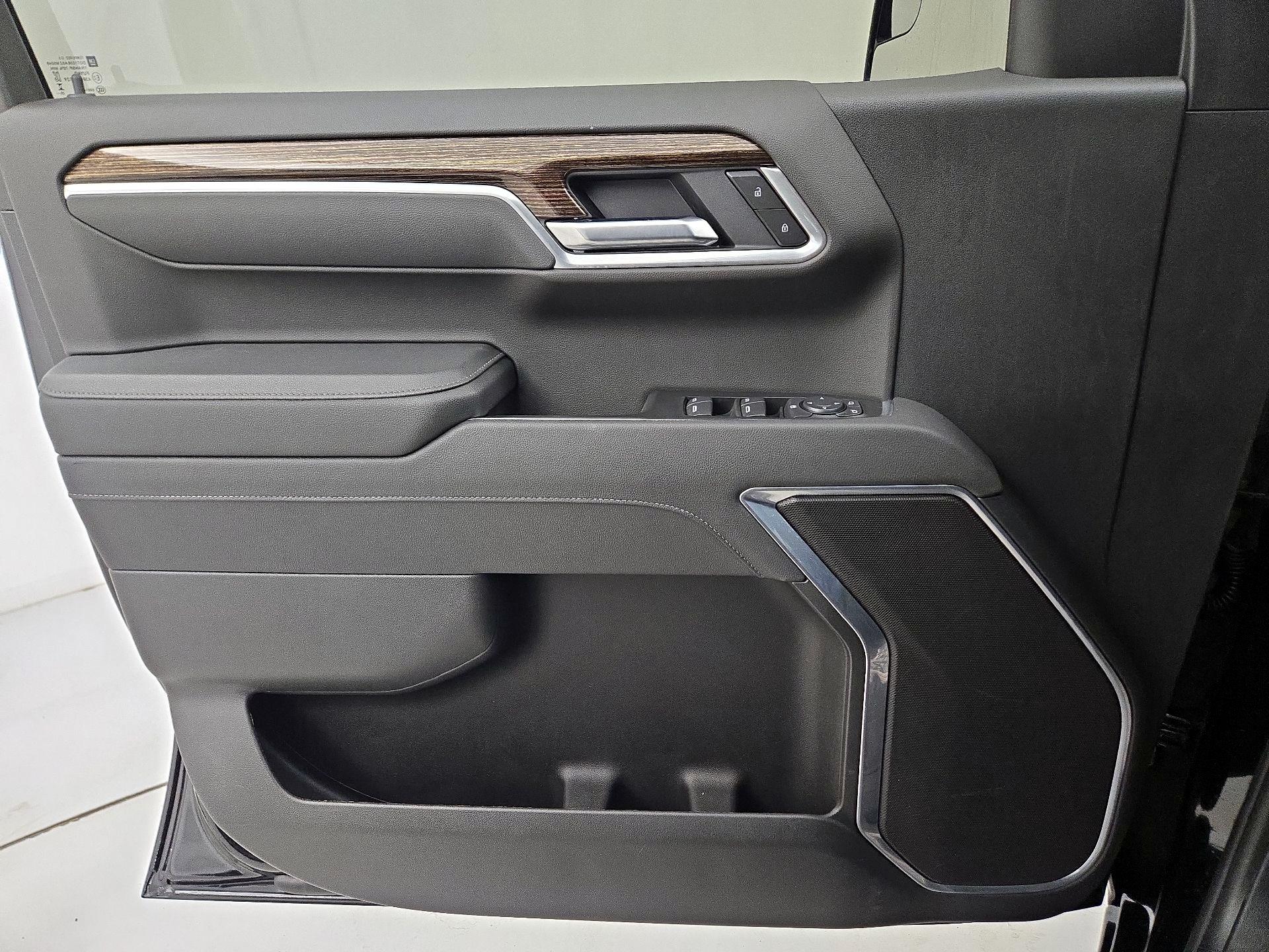 Thumbnail: 2026 GMC Sierra 1500 - 12