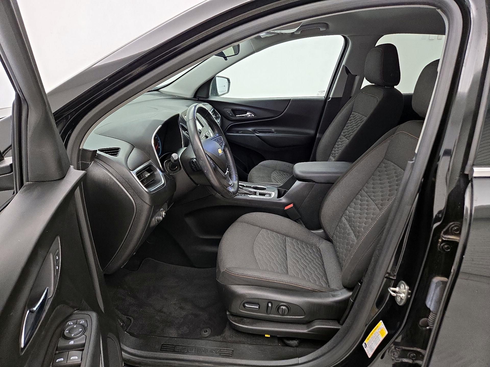 Thumbnail: 2018 Chevrolet Equinox - 11