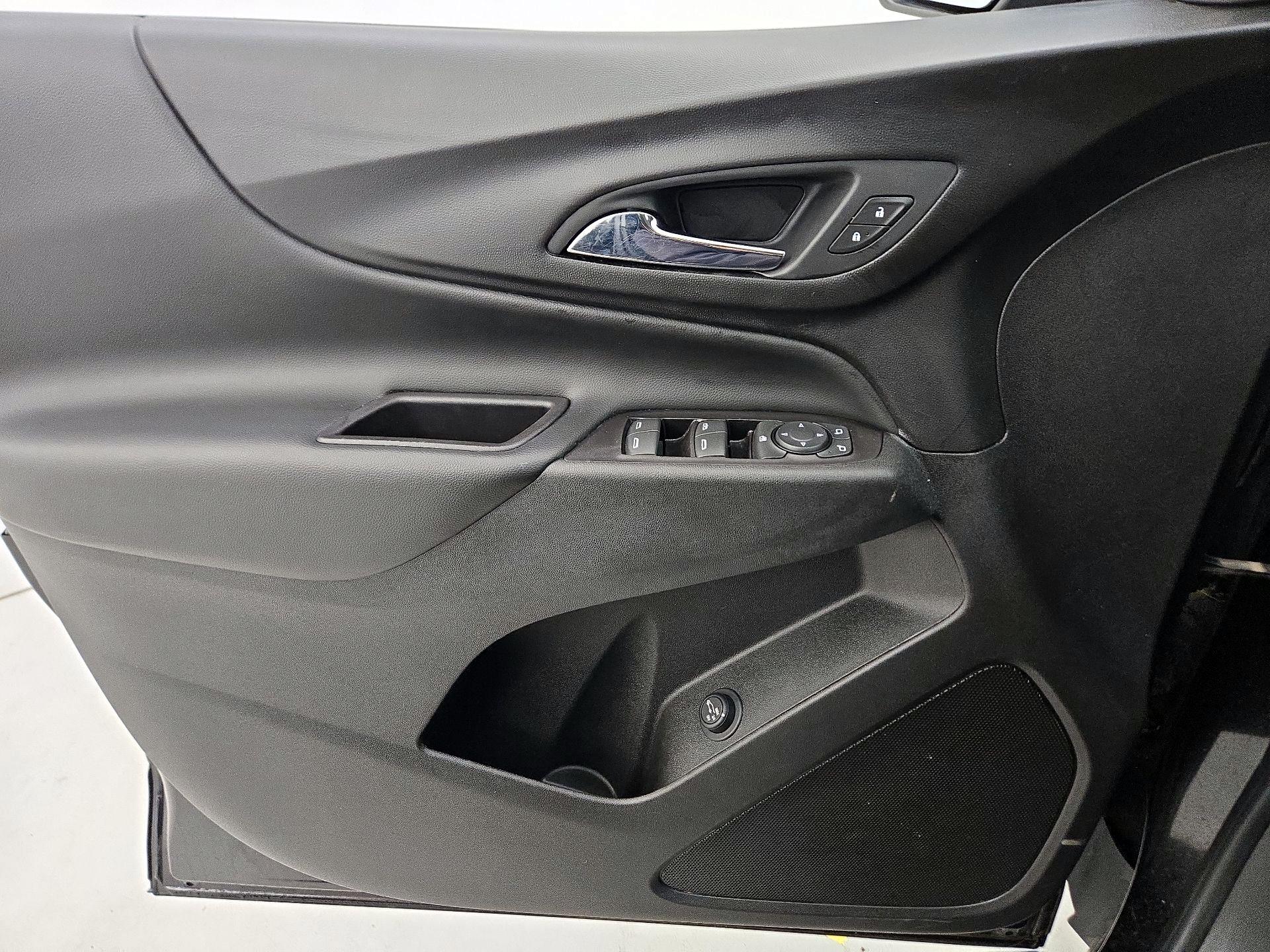 Thumbnail: 2018 Chevrolet Equinox - 12