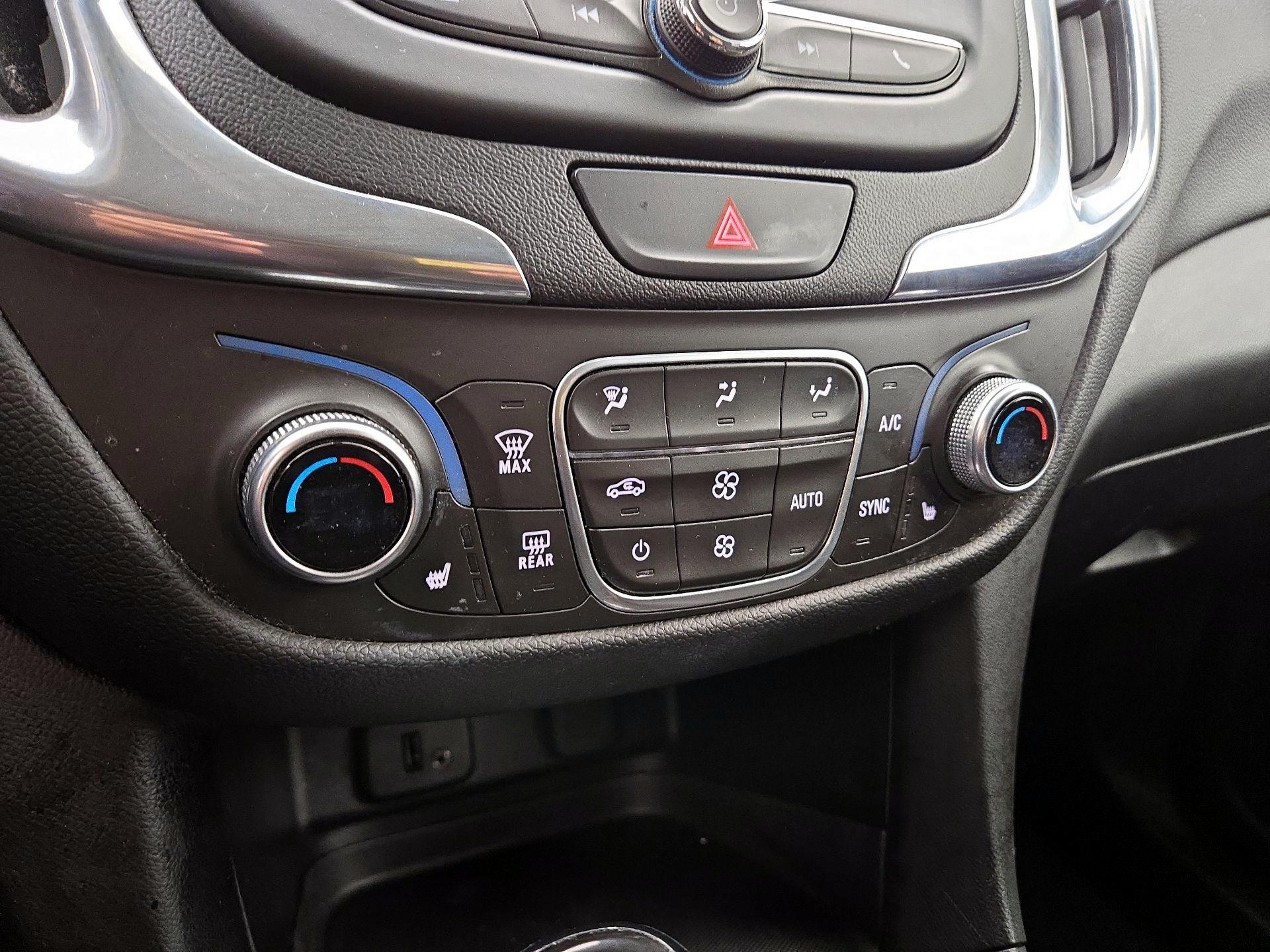 Thumbnail: 2018 Chevrolet Equinox - 16