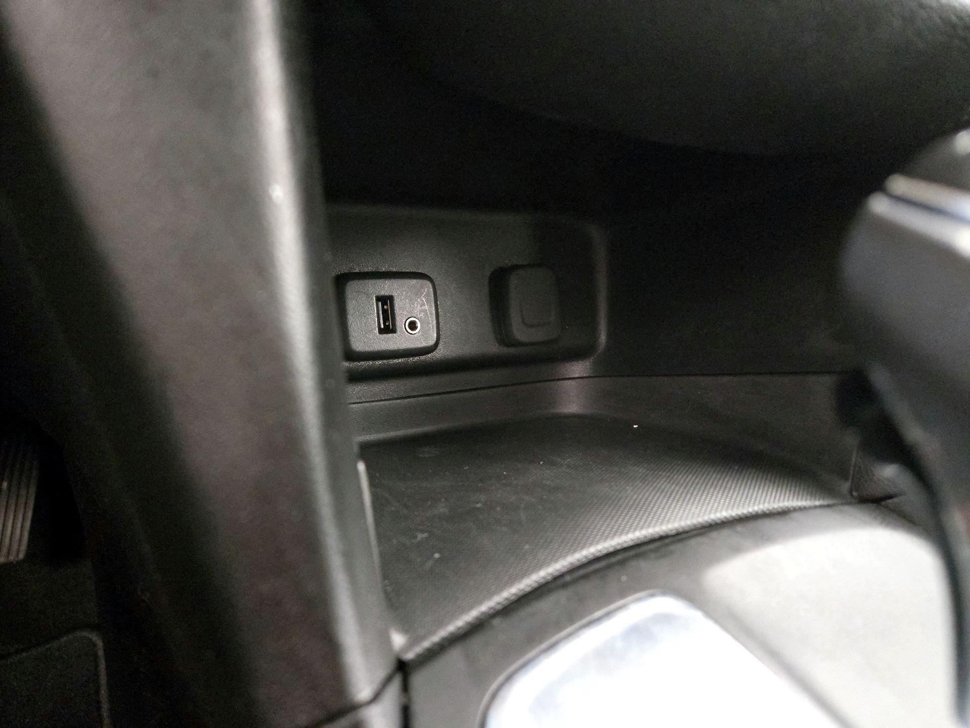 Thumbnail: 2018 Chevrolet Equinox - 18