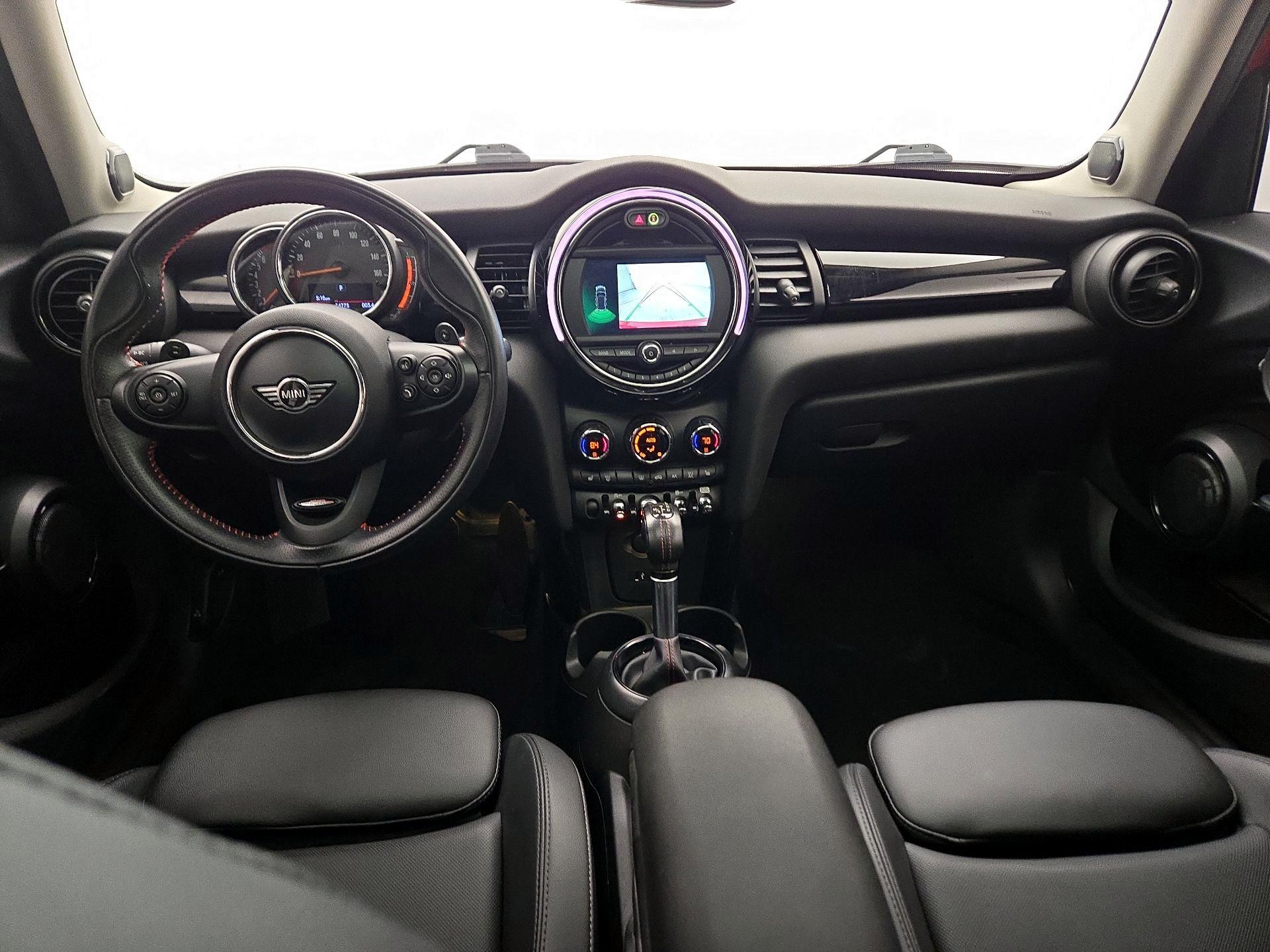 Thumbnail: 2019 MINI Cooper Hardtop - 9