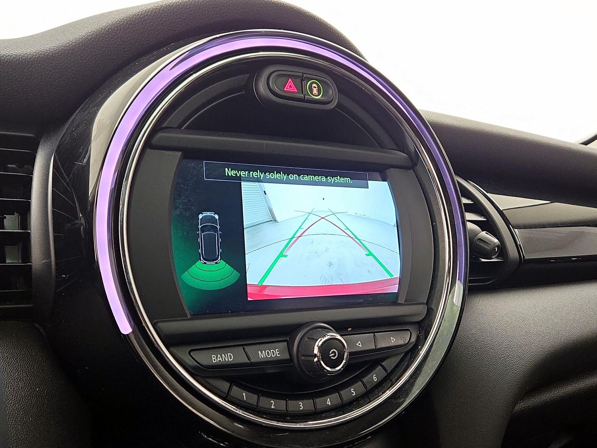 Thumbnail: 2019 MINI Cooper Hardtop - 14