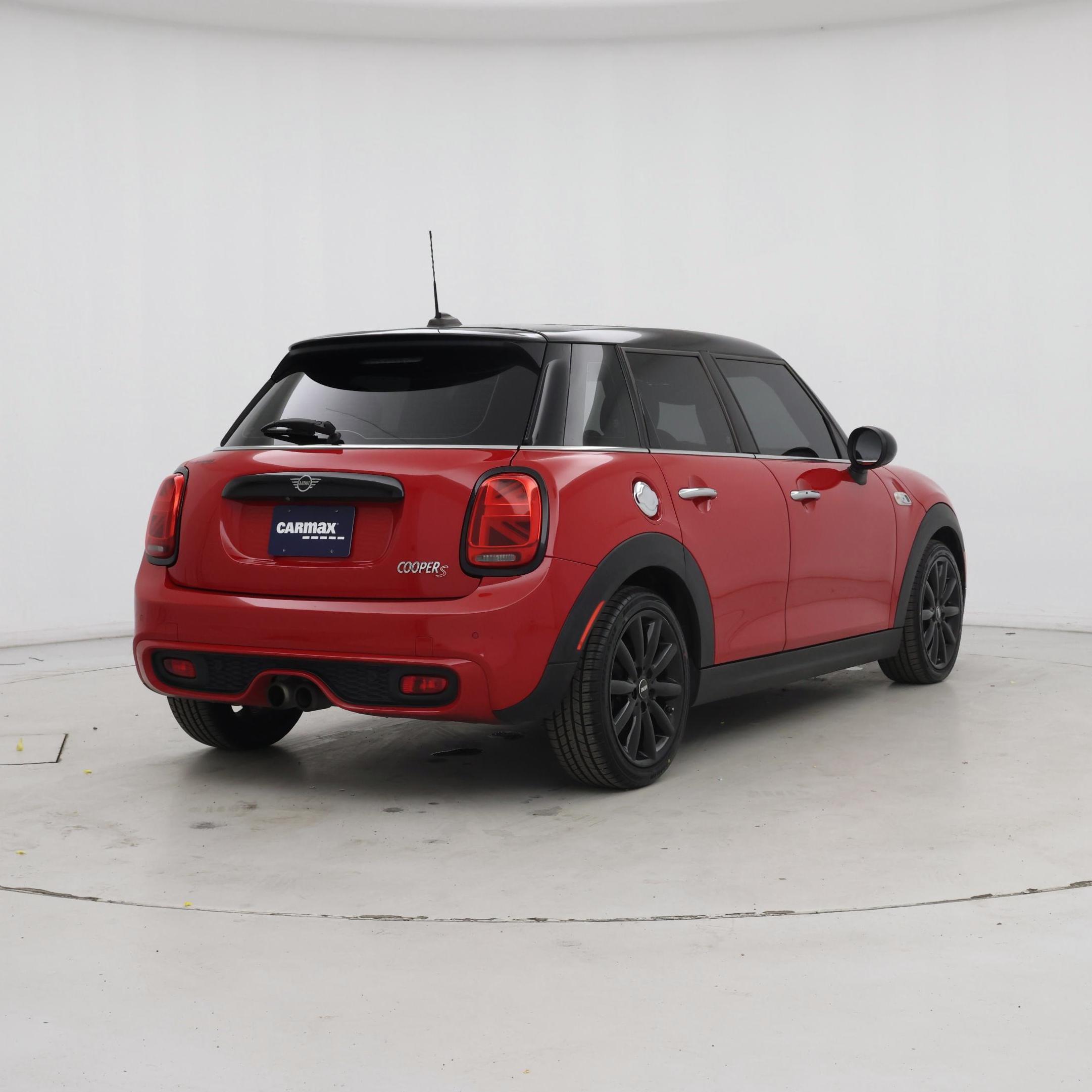 Thumbnail: 2019 MINI Cooper Hardtop - 8