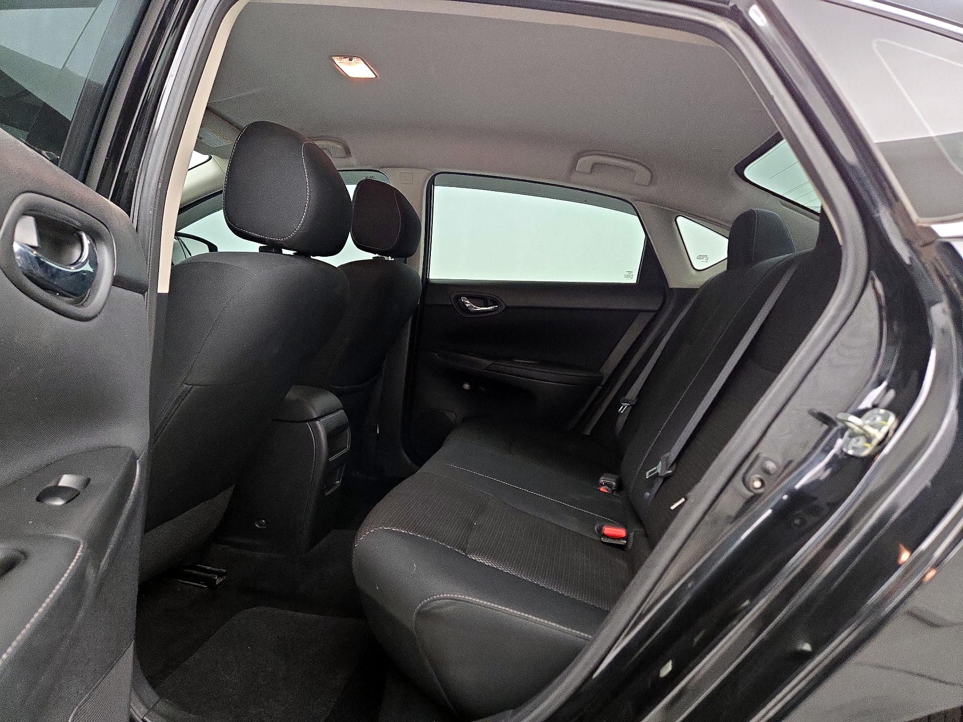 Thumbnail: 2019 Nissan Sentra - 19