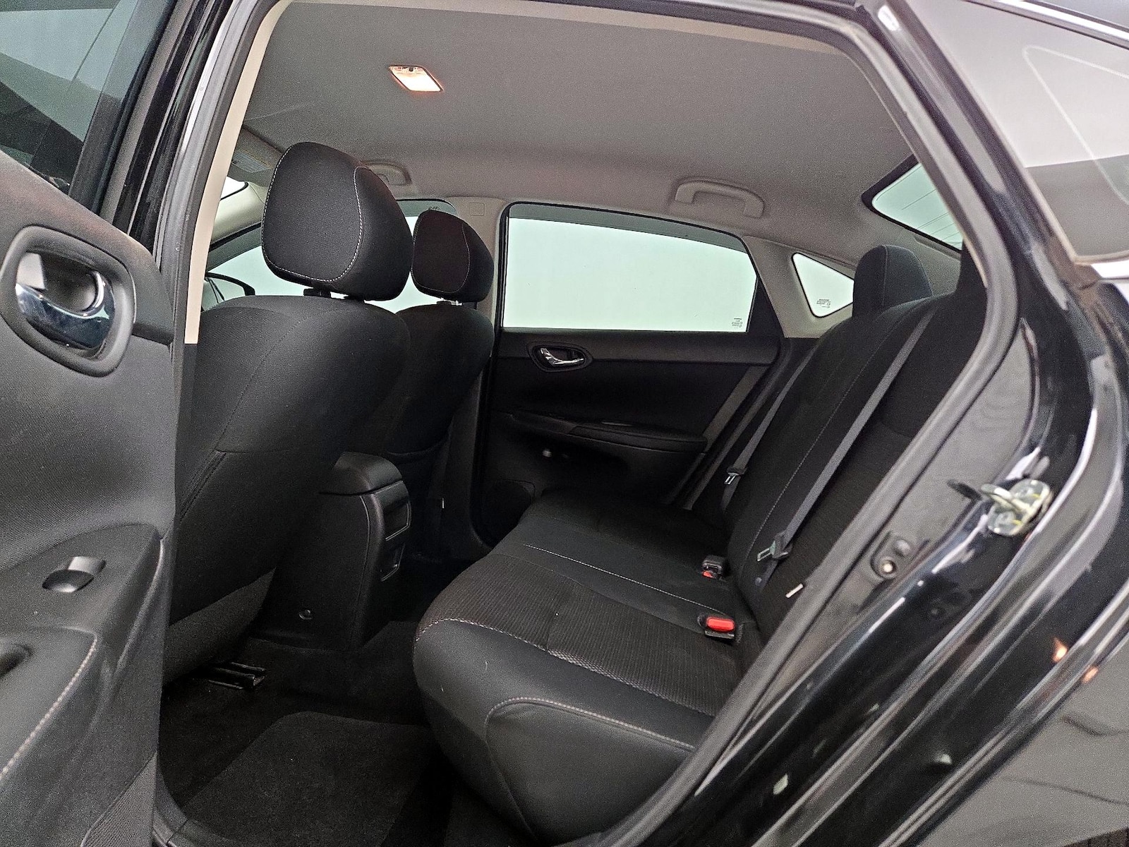 2019 Nissan Sentra S - Photo 20
