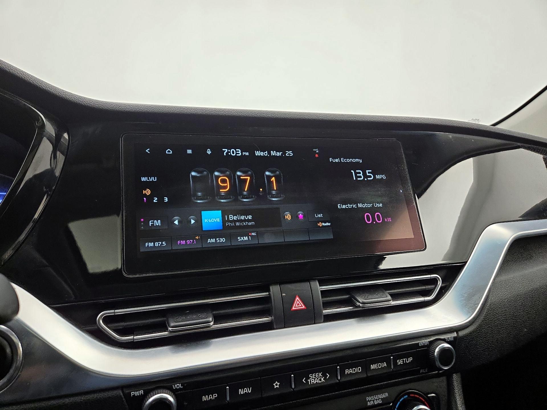 Thumbnail: 2022 Kia Niro - 15