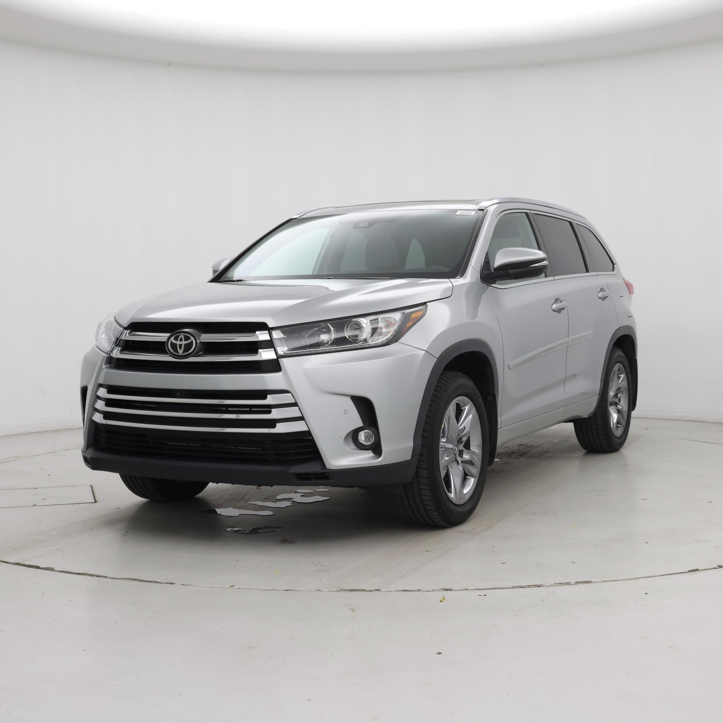 Thumbnail: 2019 Toyota Highlander - 4