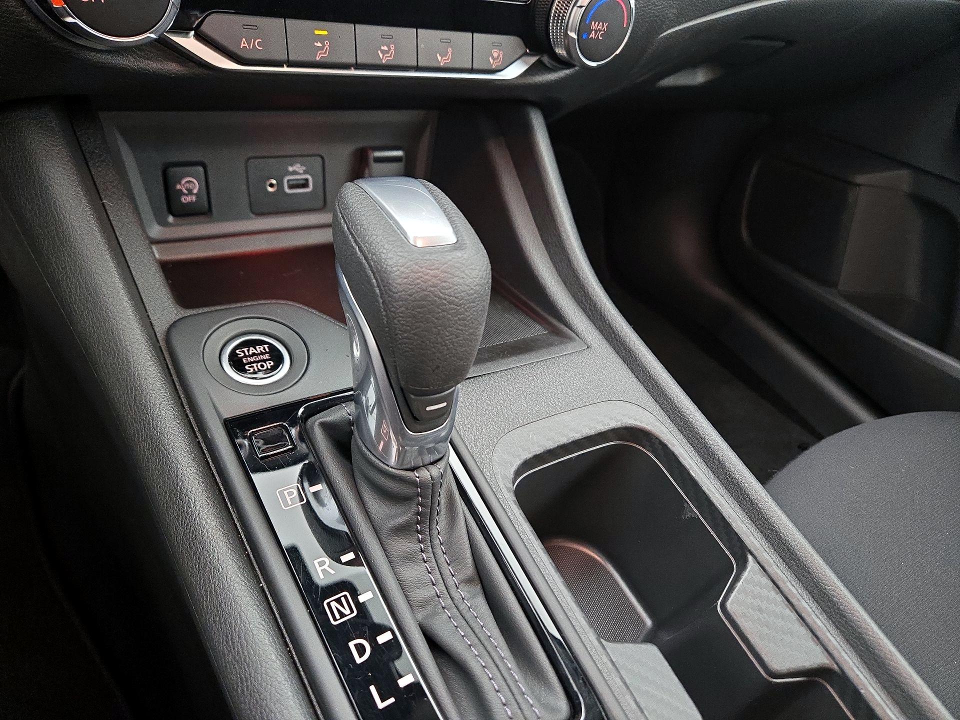 Thumbnail: 2025 Nissan Sentra - 17