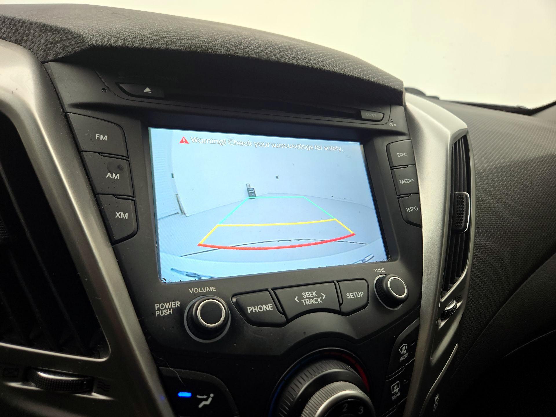 Thumbnail: 2016 Hyundai Veloster - 14