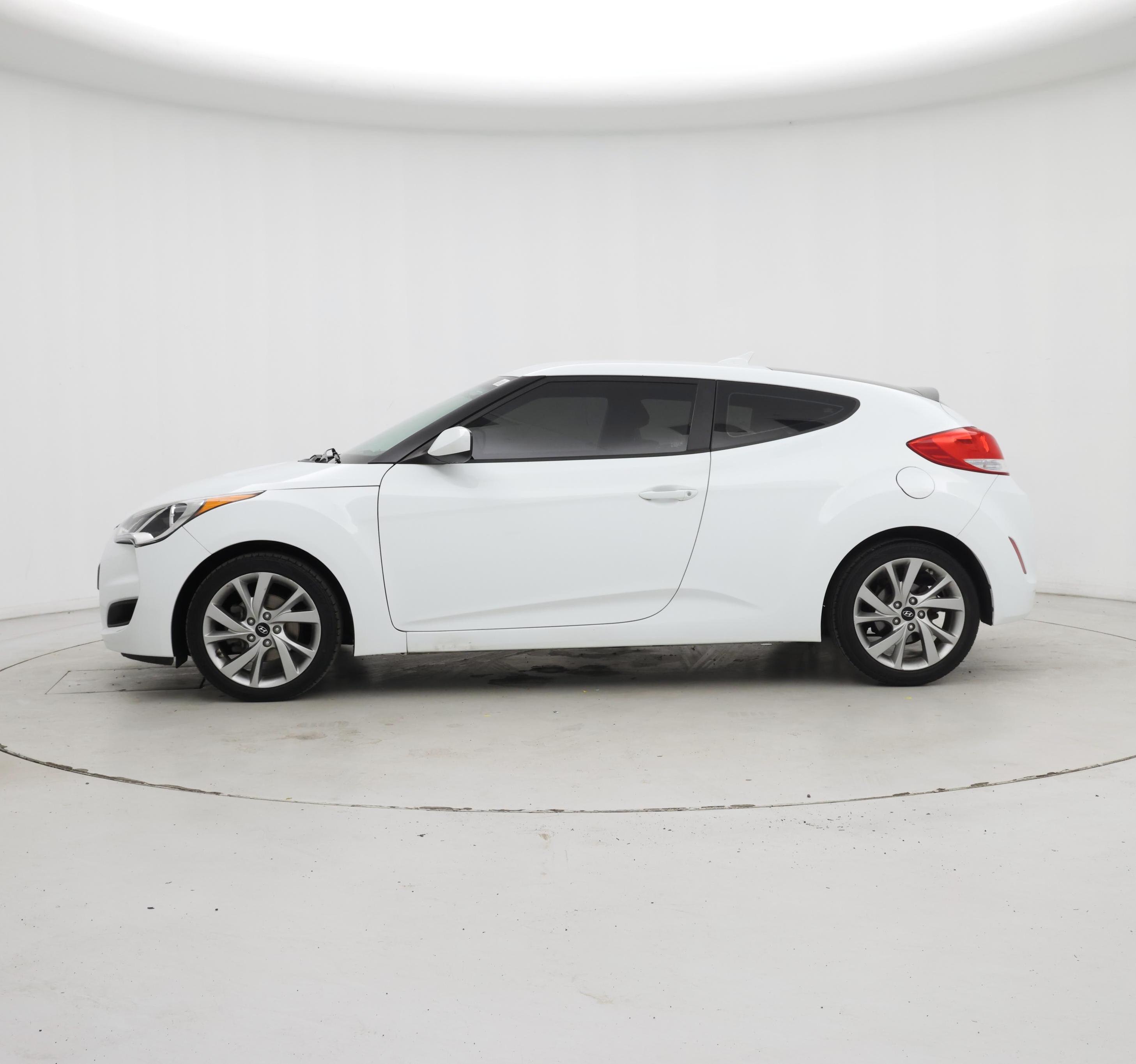 Thumbnail: 2016 Hyundai Veloster - 3