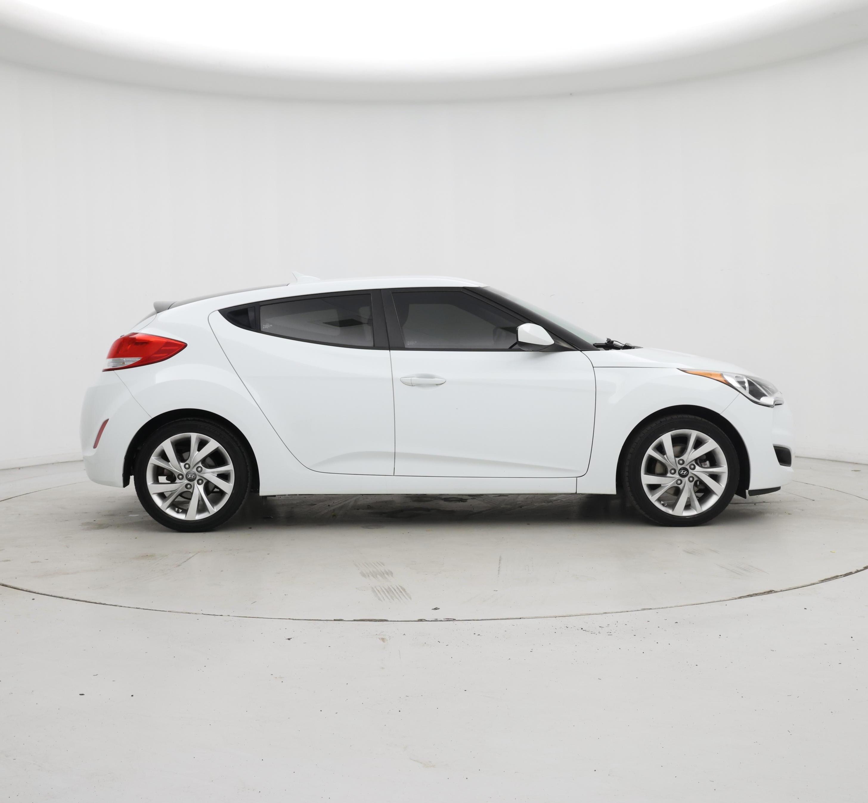 Thumbnail: 2016 Hyundai Veloster - 7