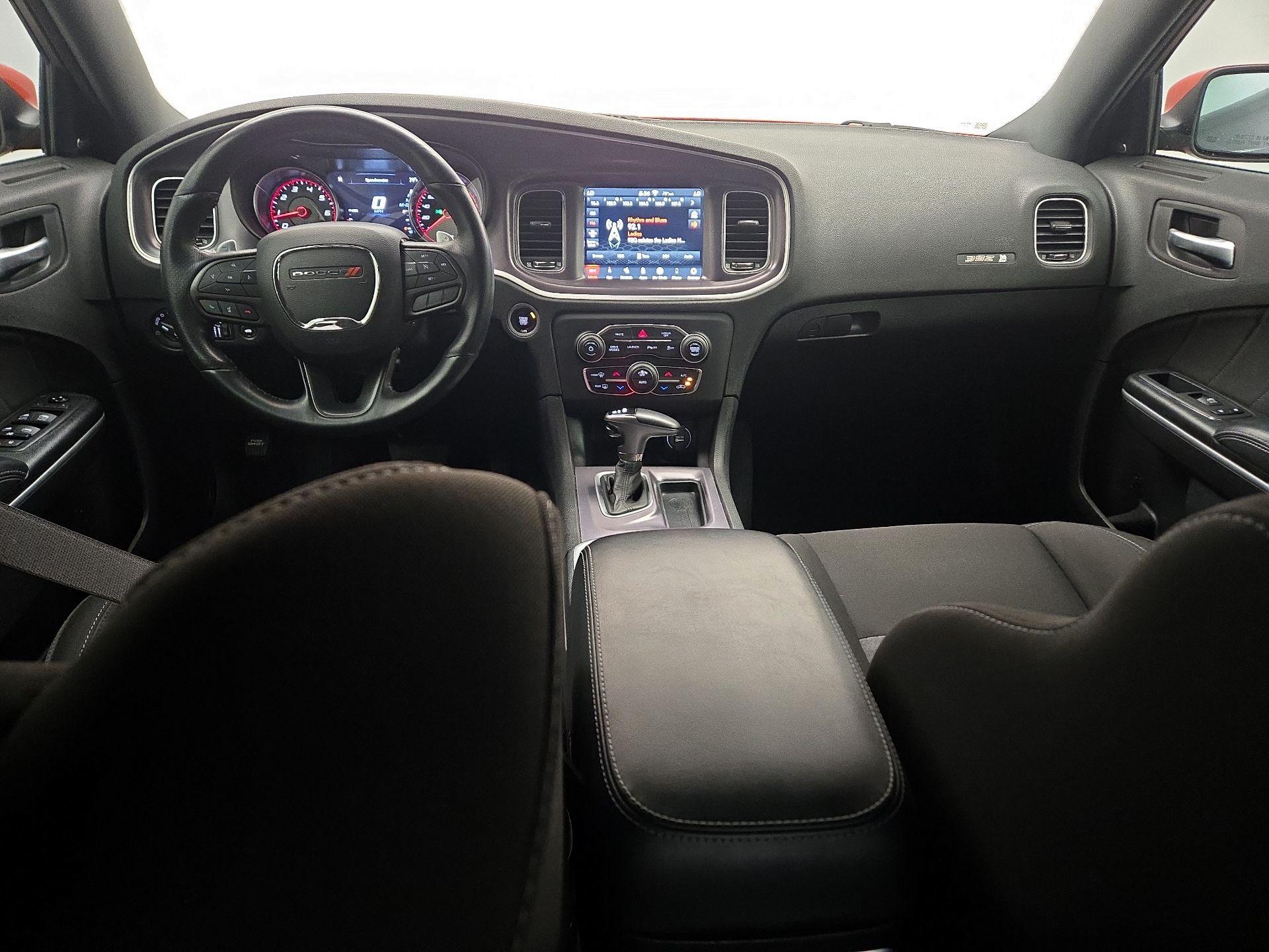 Thumbnail: 2020 Dodge Charger - 9