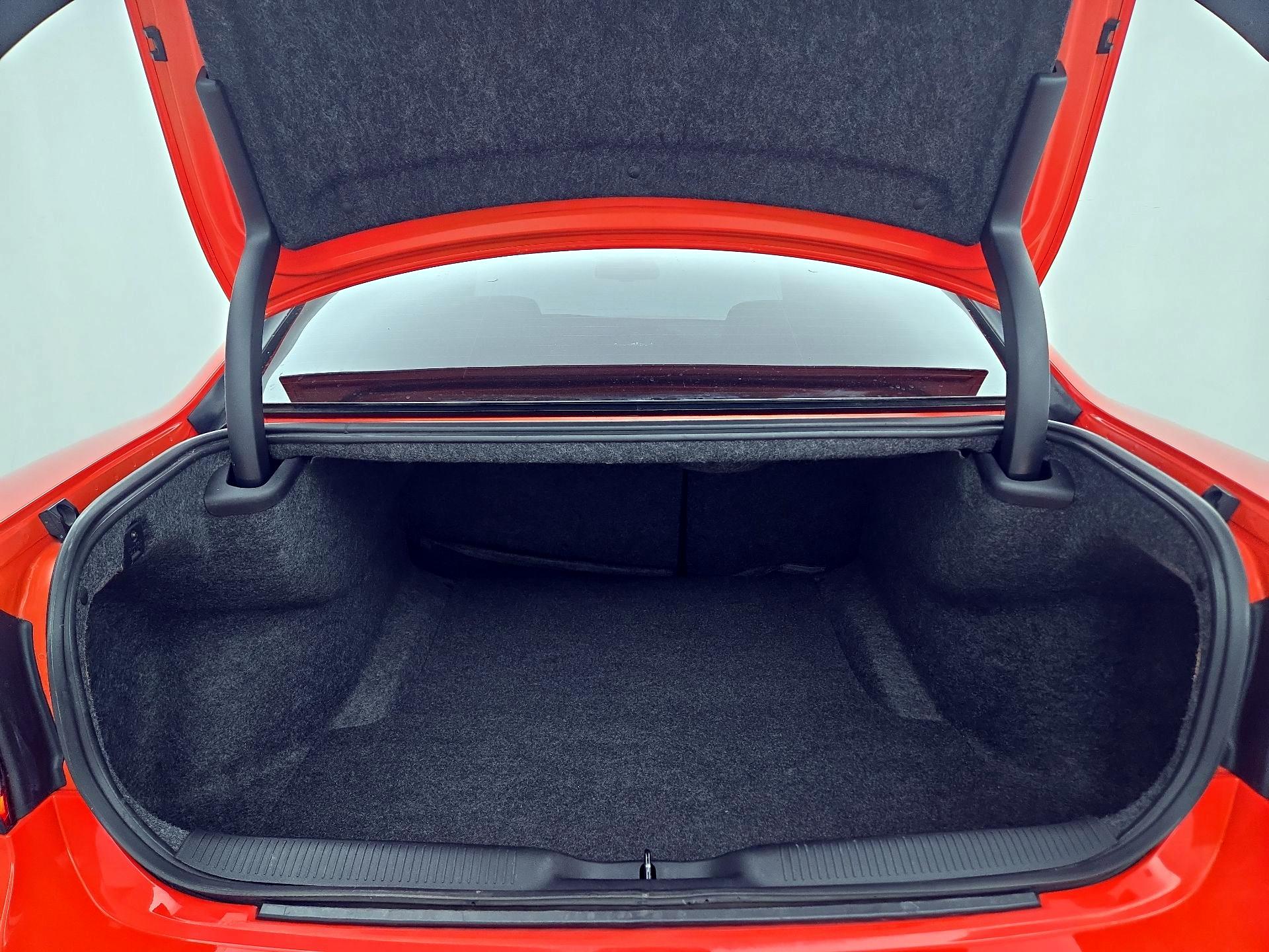 Thumbnail: 2020 Dodge Charger - 20