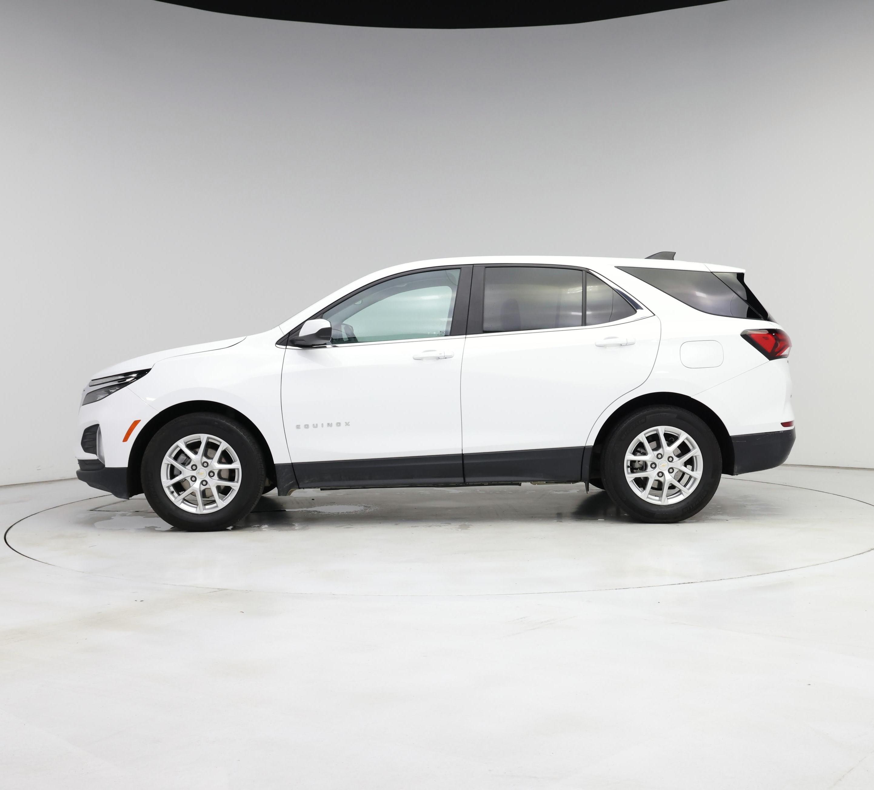 Thumbnail: 2023 Chevrolet Equinox - 3