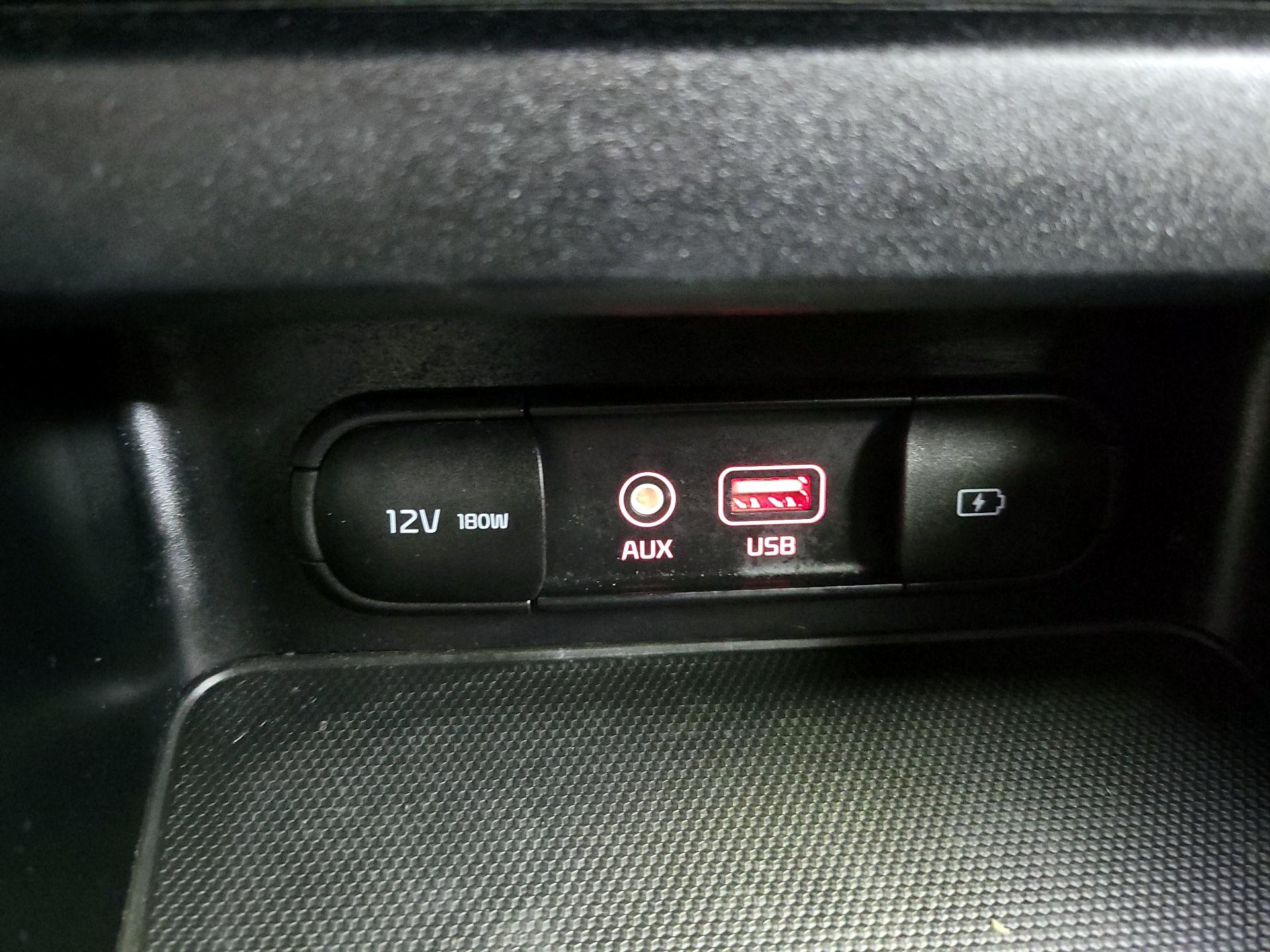 Thumbnail: 2021 Kia Forte - 18