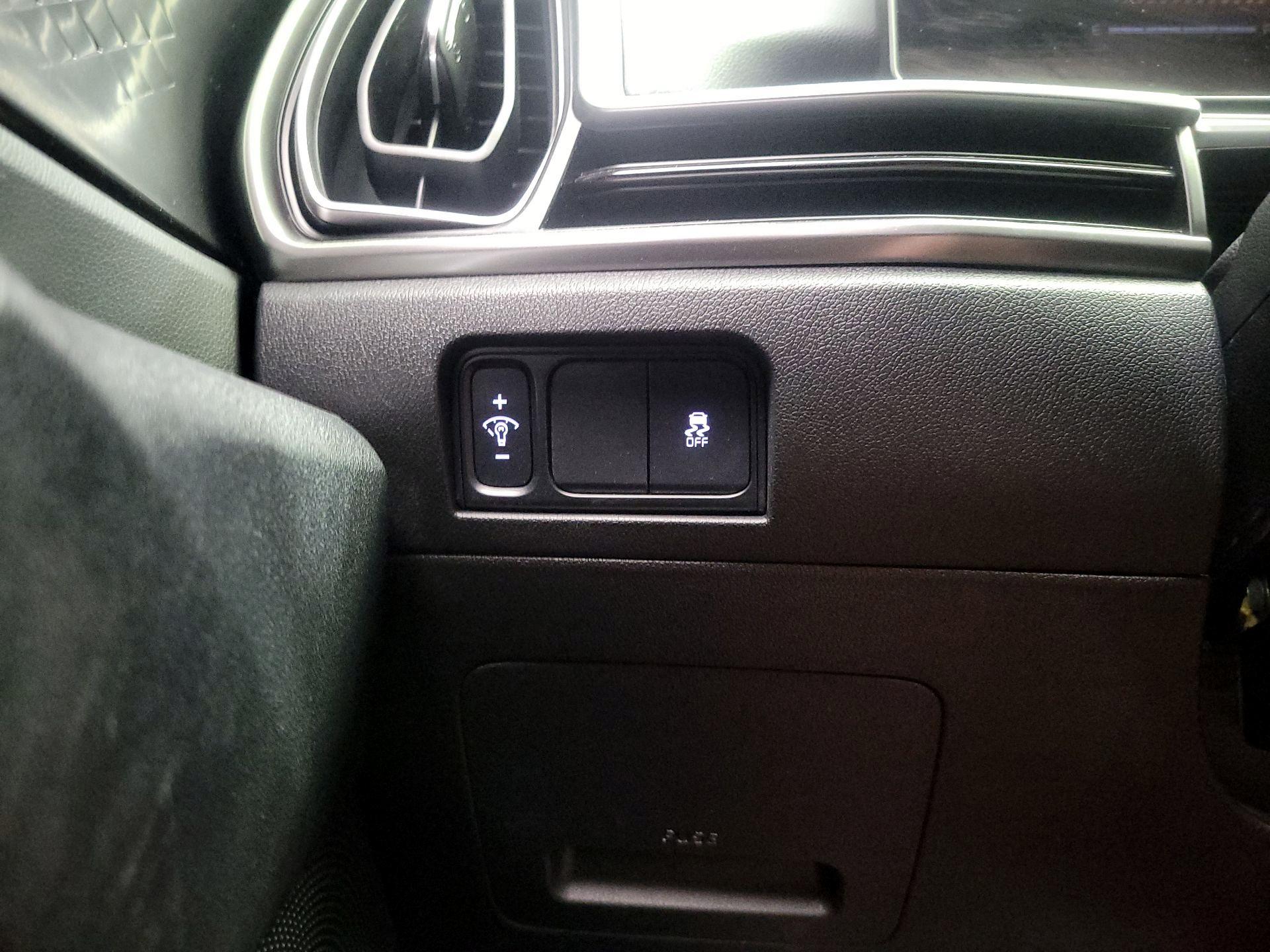 Thumbnail: 2025 Kia Sorento - 13