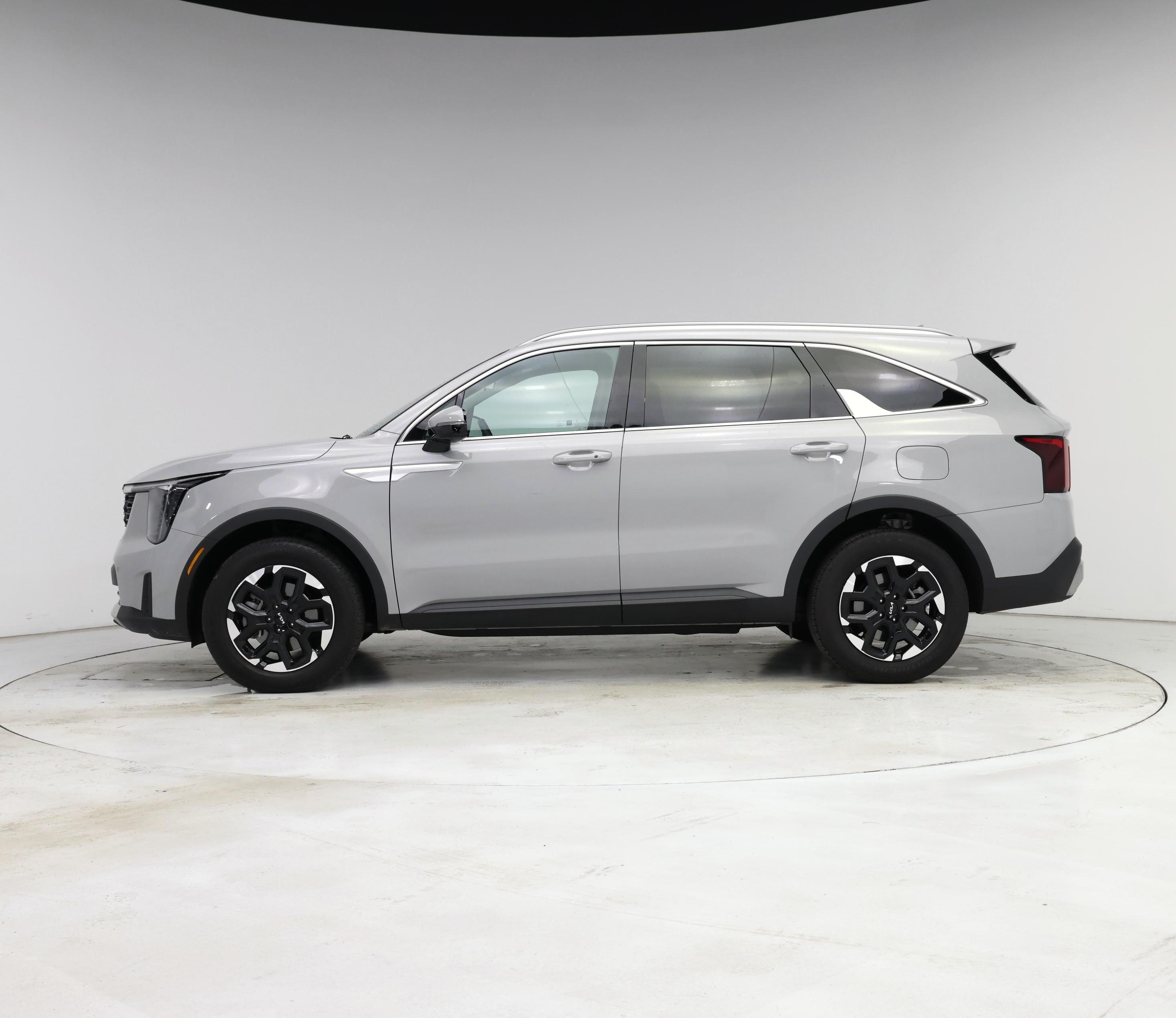 Thumbnail: 2025 Kia Sorento - 3