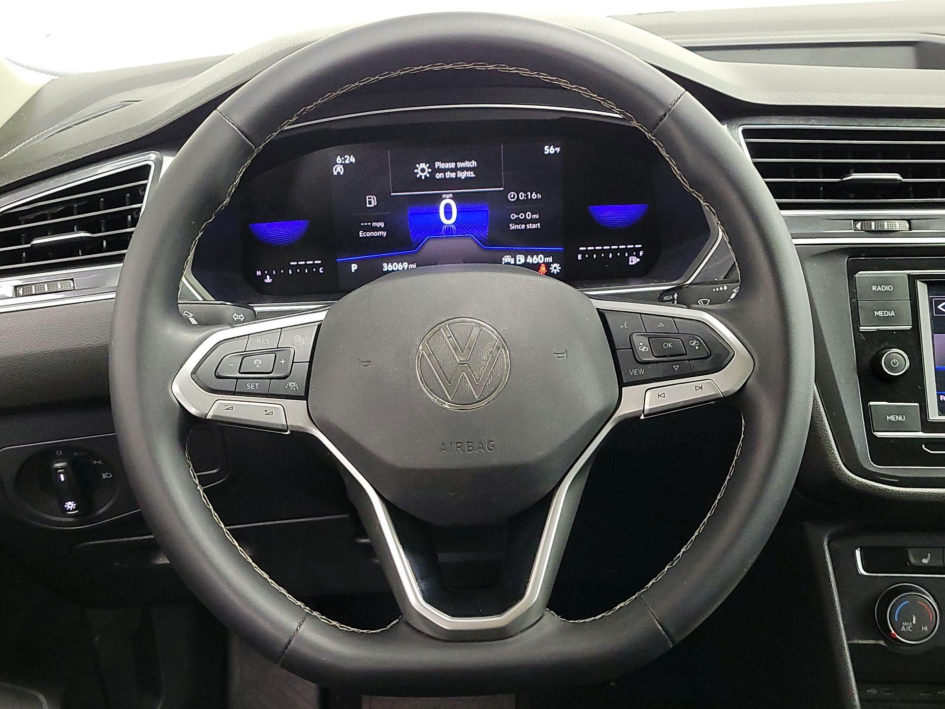 Thumbnail: 2024 Volkswagen Tiguan - 10