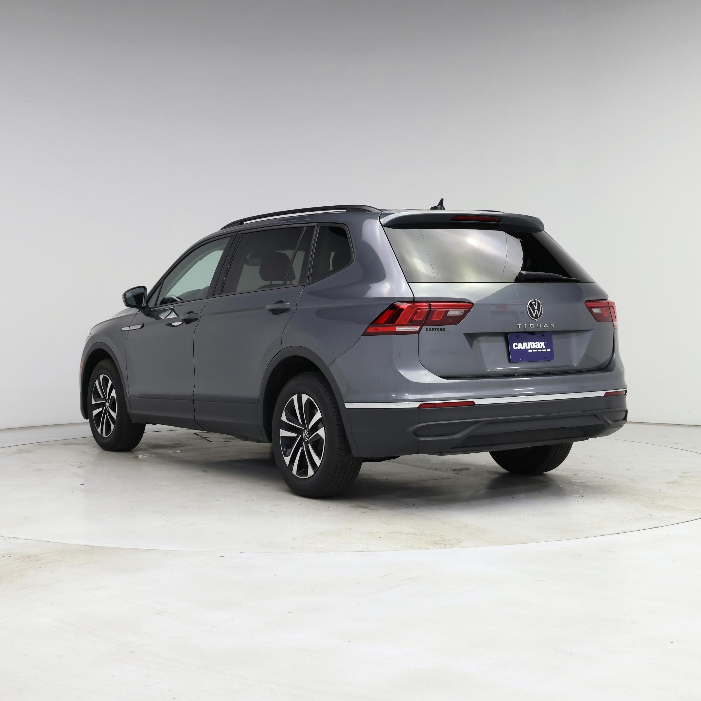 Thumbnail: 2024 Volkswagen Tiguan - 2