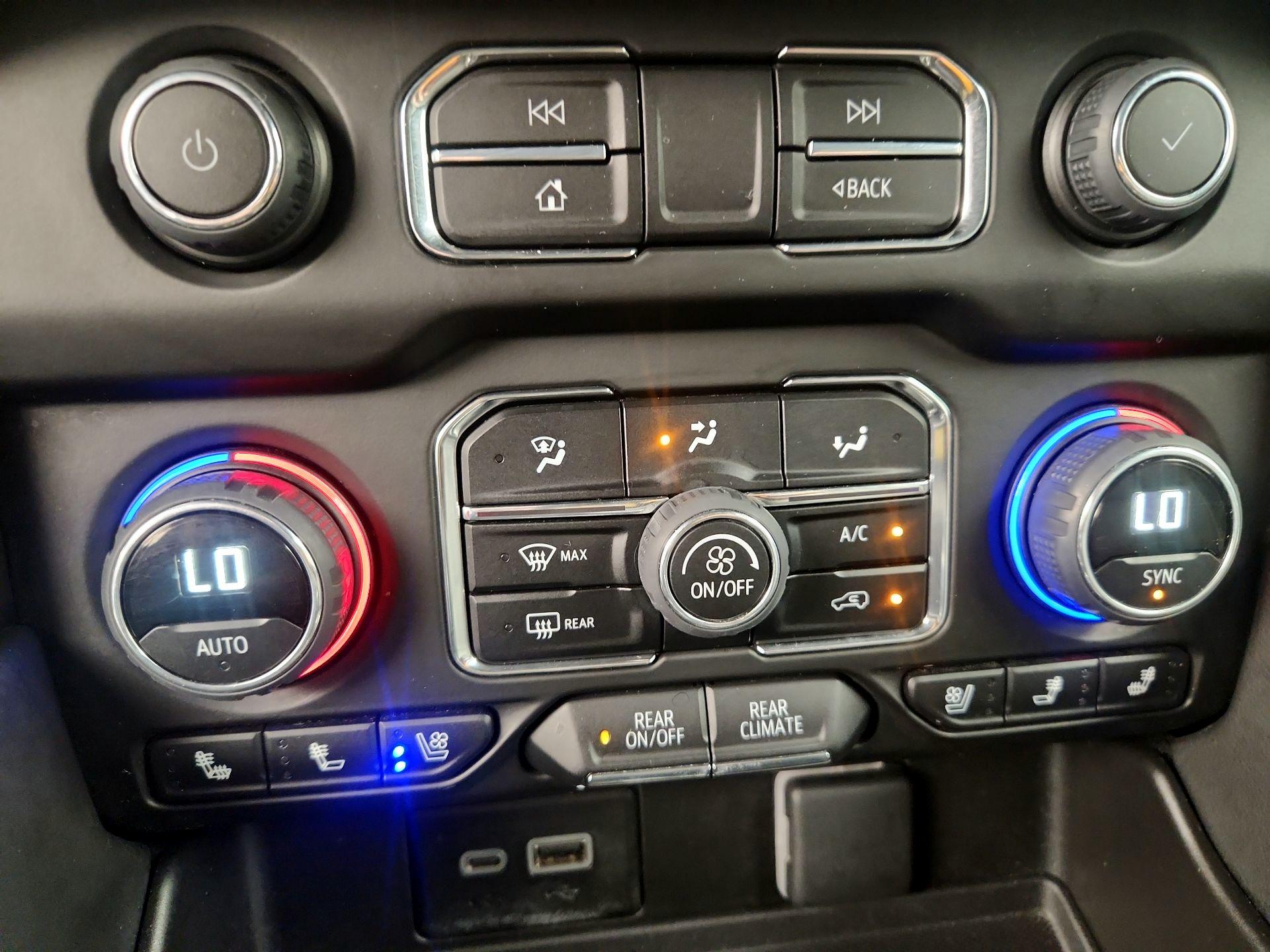 Thumbnail: 2023 Chevrolet Suburban - 16