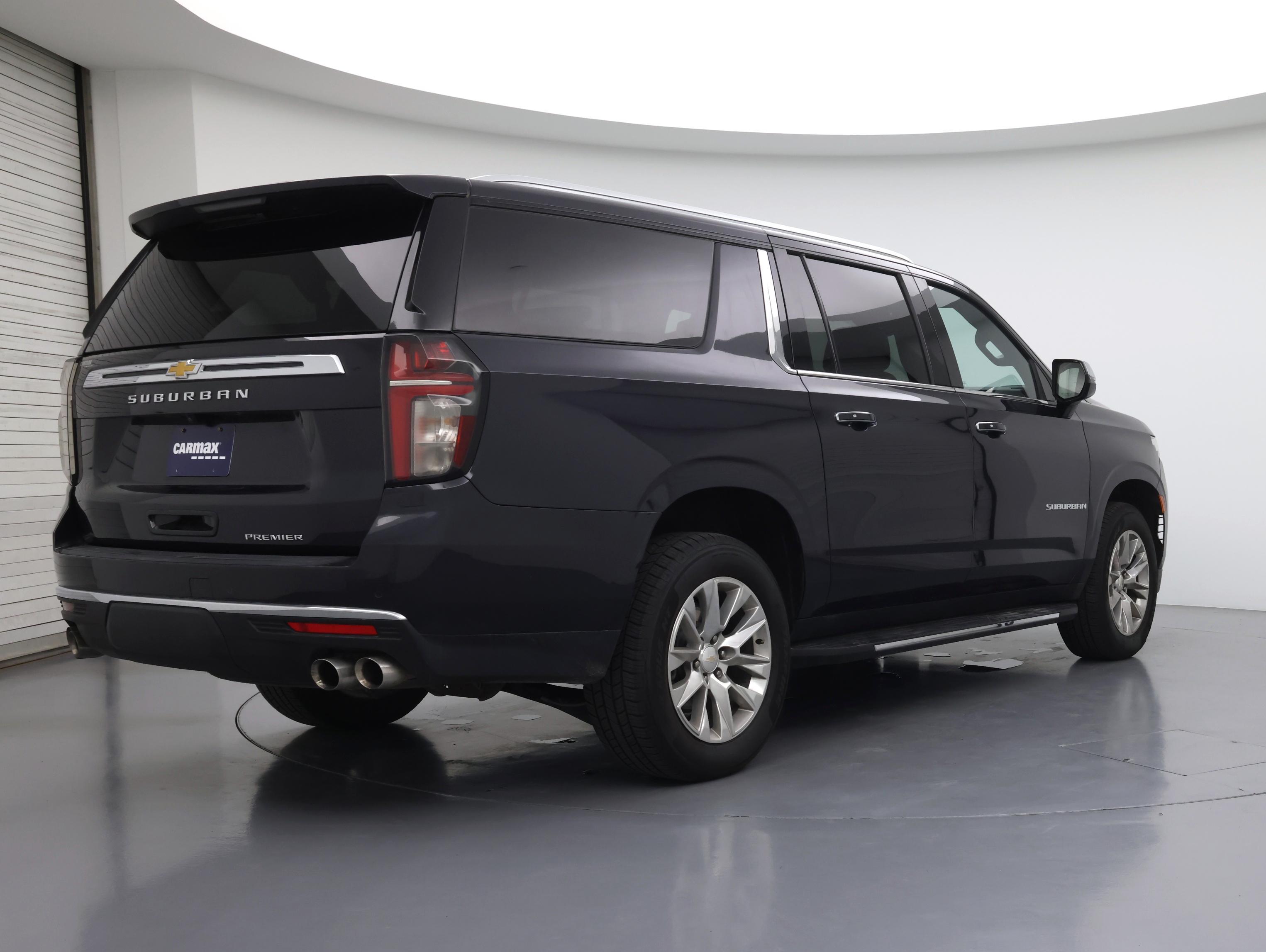 Thumbnail: 2023 Chevrolet Suburban - 8