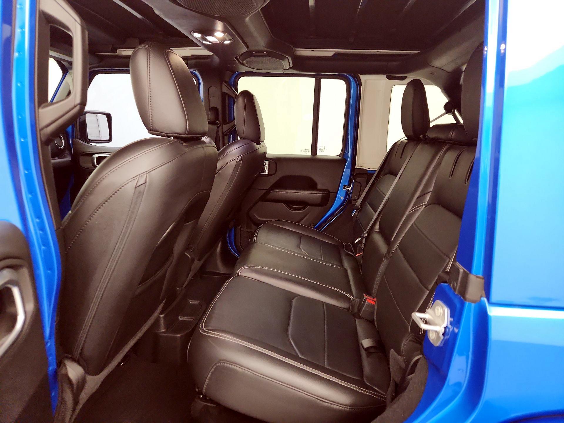 Thumbnail: 2023 Jeep Wrangler - 20