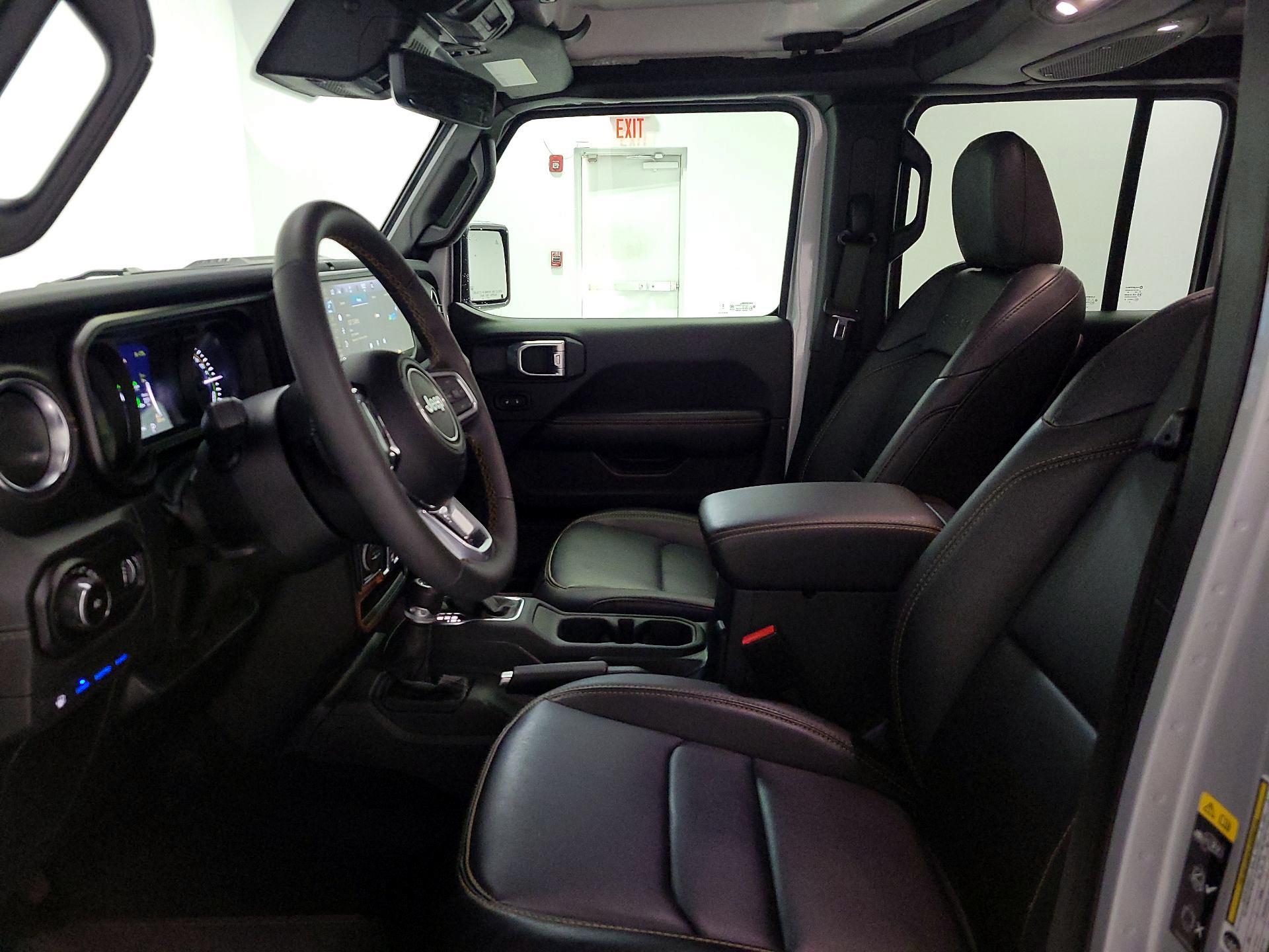 Thumbnail: 2024 Jeep Wrangler - 11