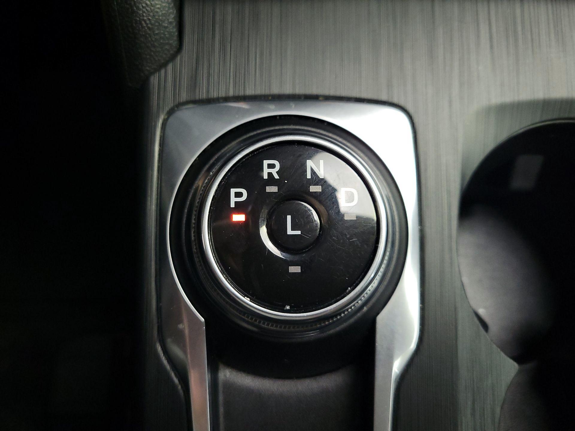 Thumbnail: 2022 Ford Escape - 18