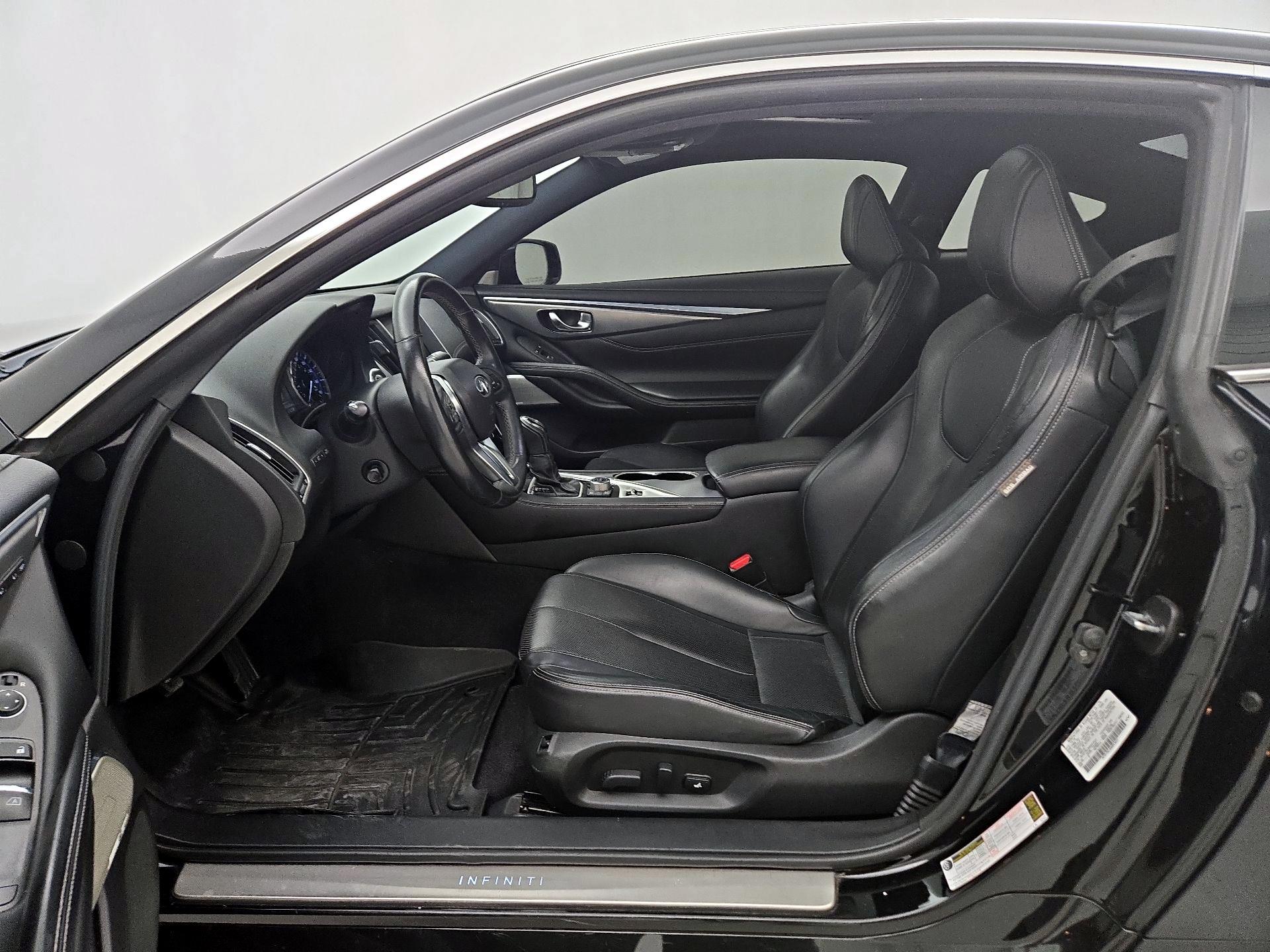 Thumbnail: 2017 INFINITI Q60 - 11