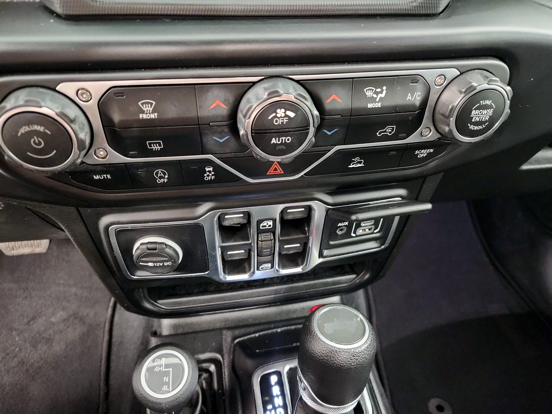 Thumbnail: 2021 Jeep Wrangler - 17