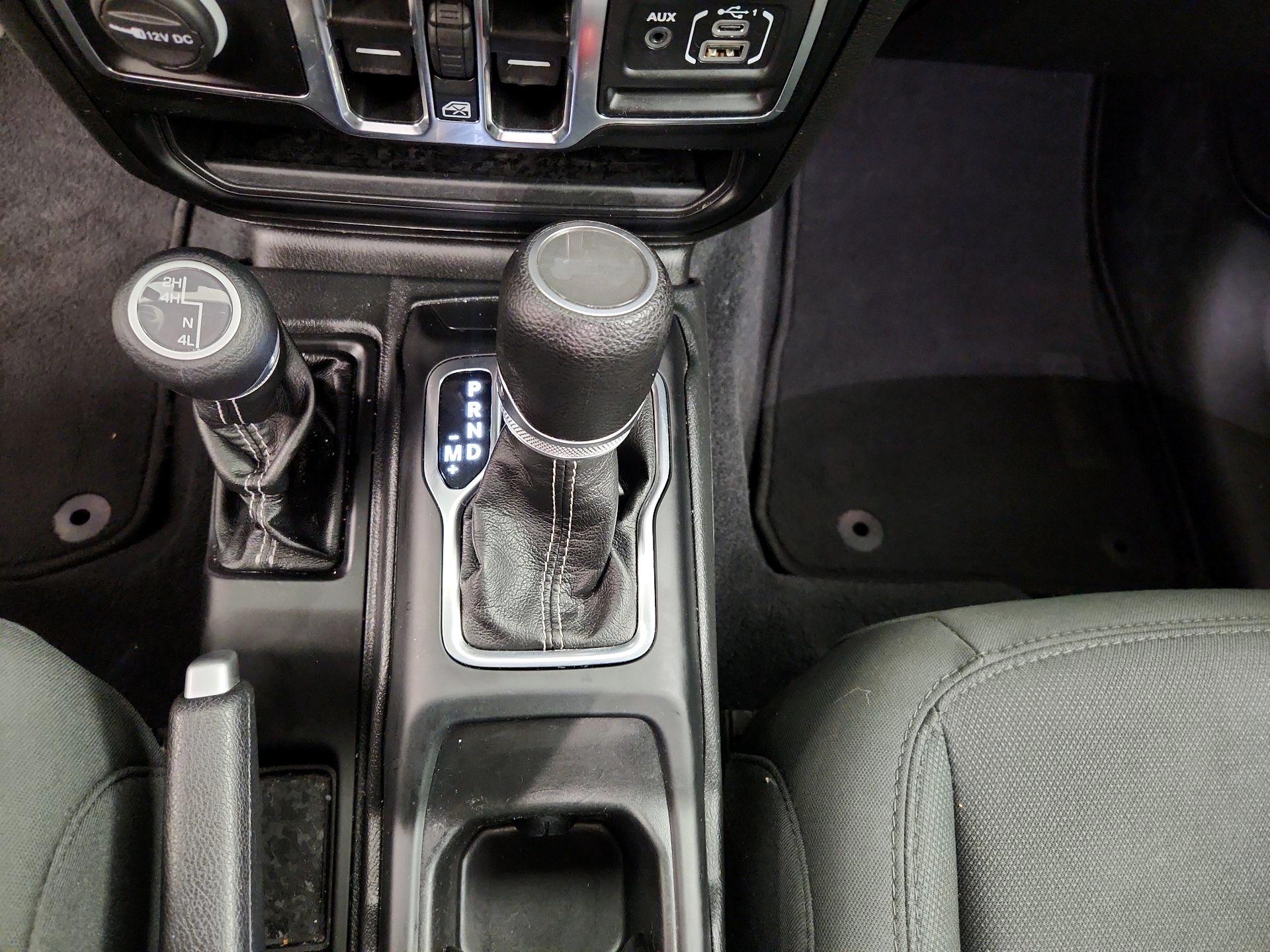 Thumbnail: 2021 Jeep Wrangler - 18