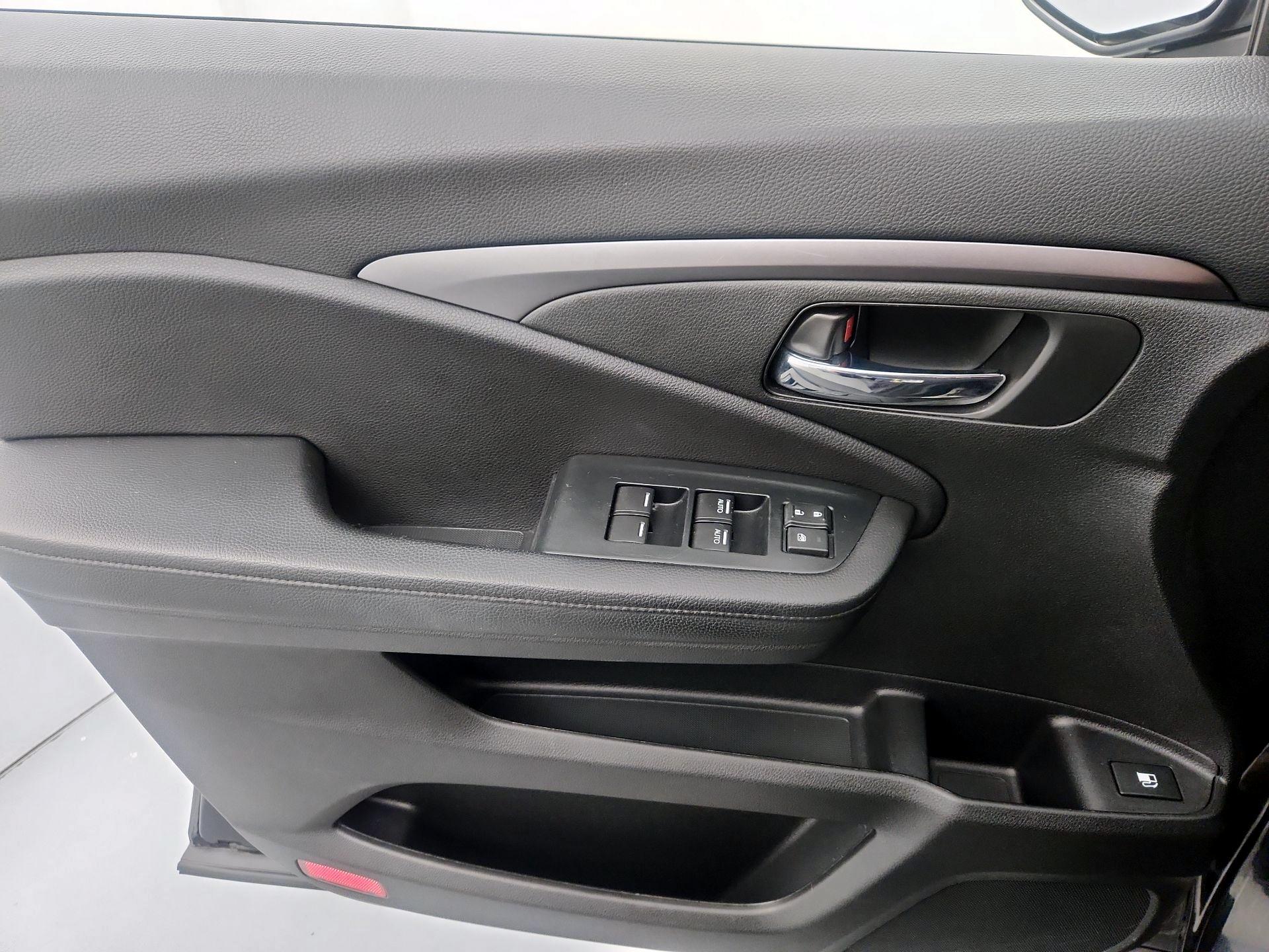 Thumbnail: 2022 Honda Pilot - 12