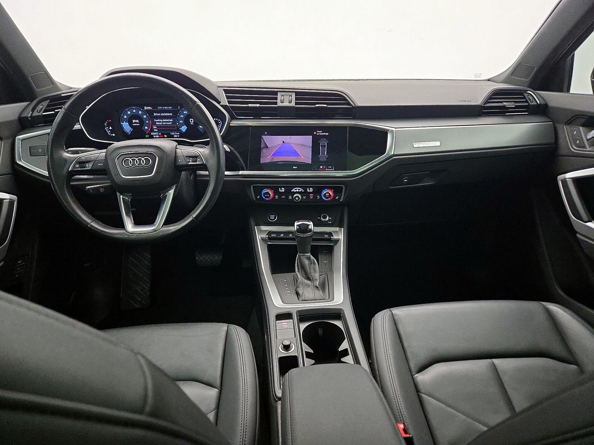 Thumbnail: 2022 Audi Q3 - 9