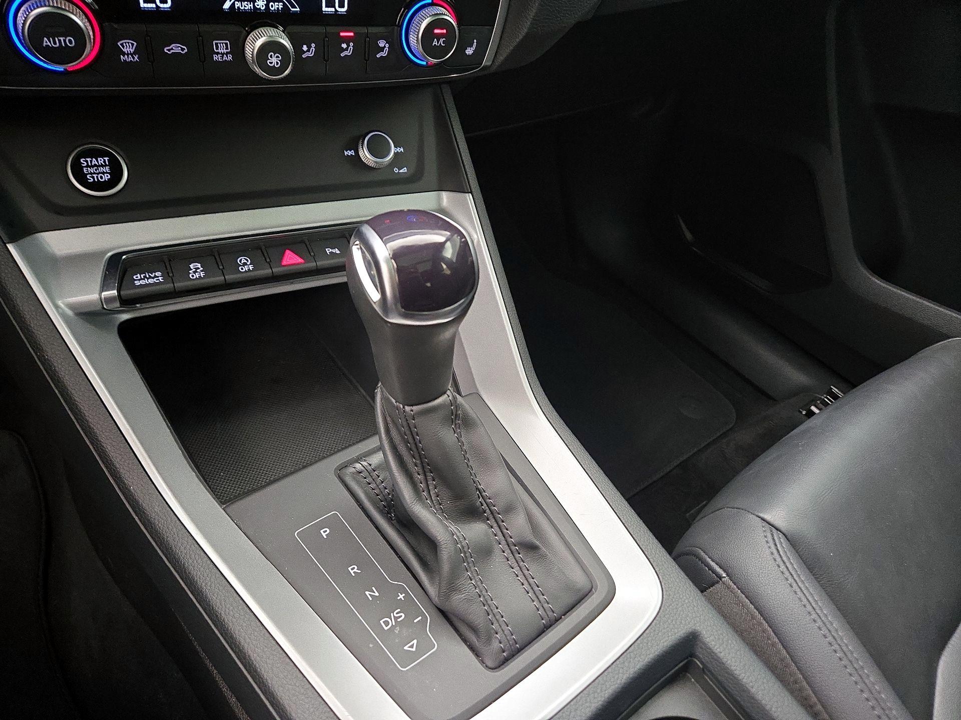 Thumbnail: 2022 Audi Q3 - 17