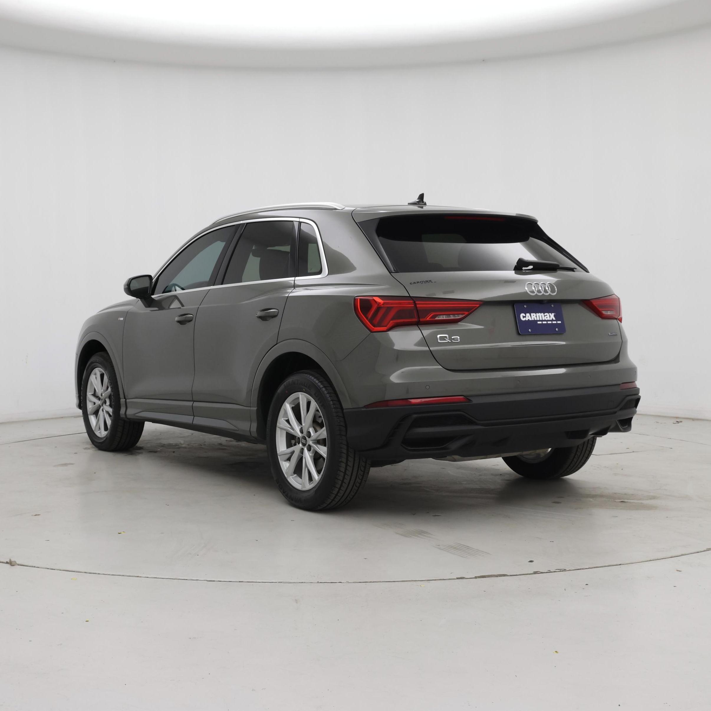 Thumbnail: 2022 Audi Q3 - 2