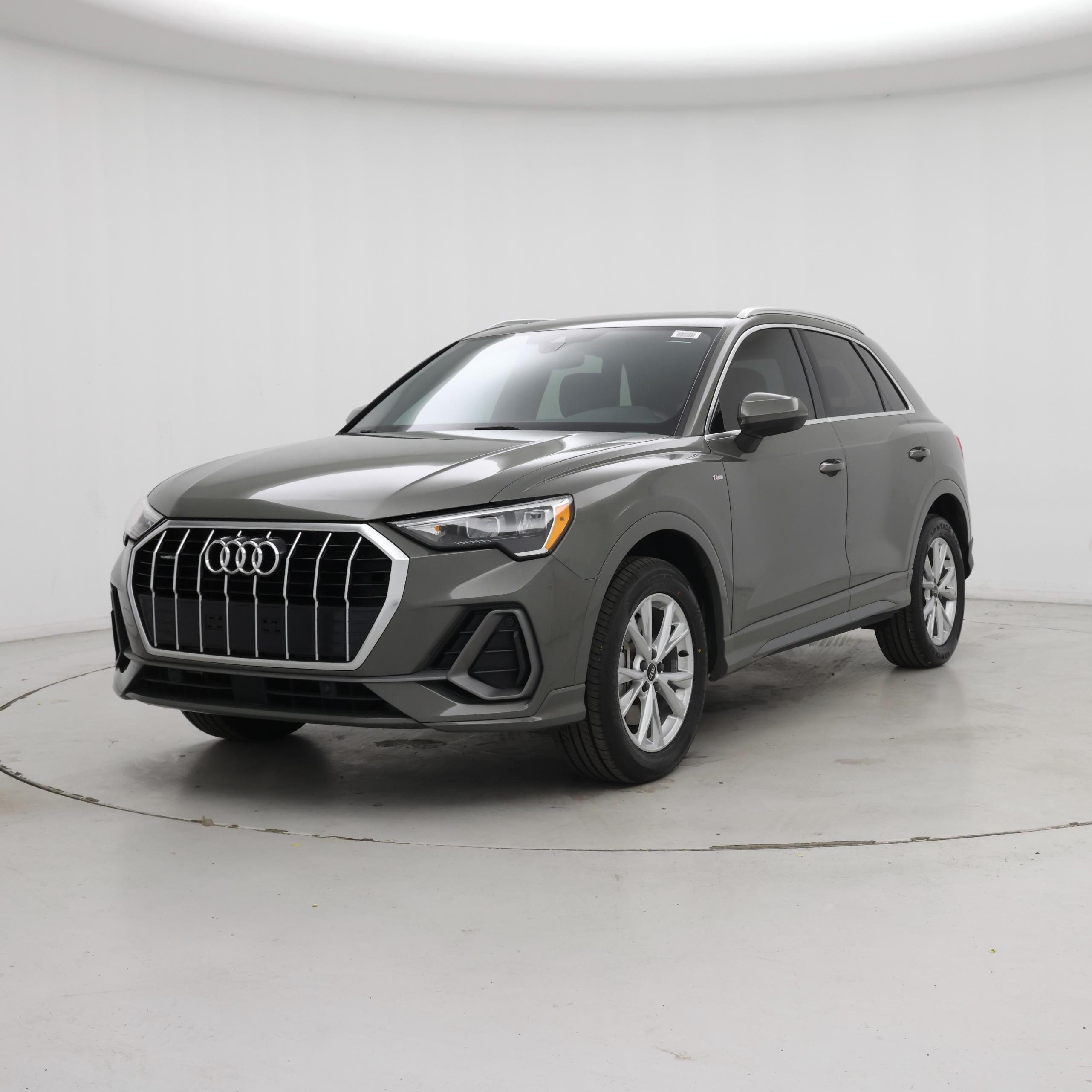 Thumbnail: 2022 Audi Q3 - 4