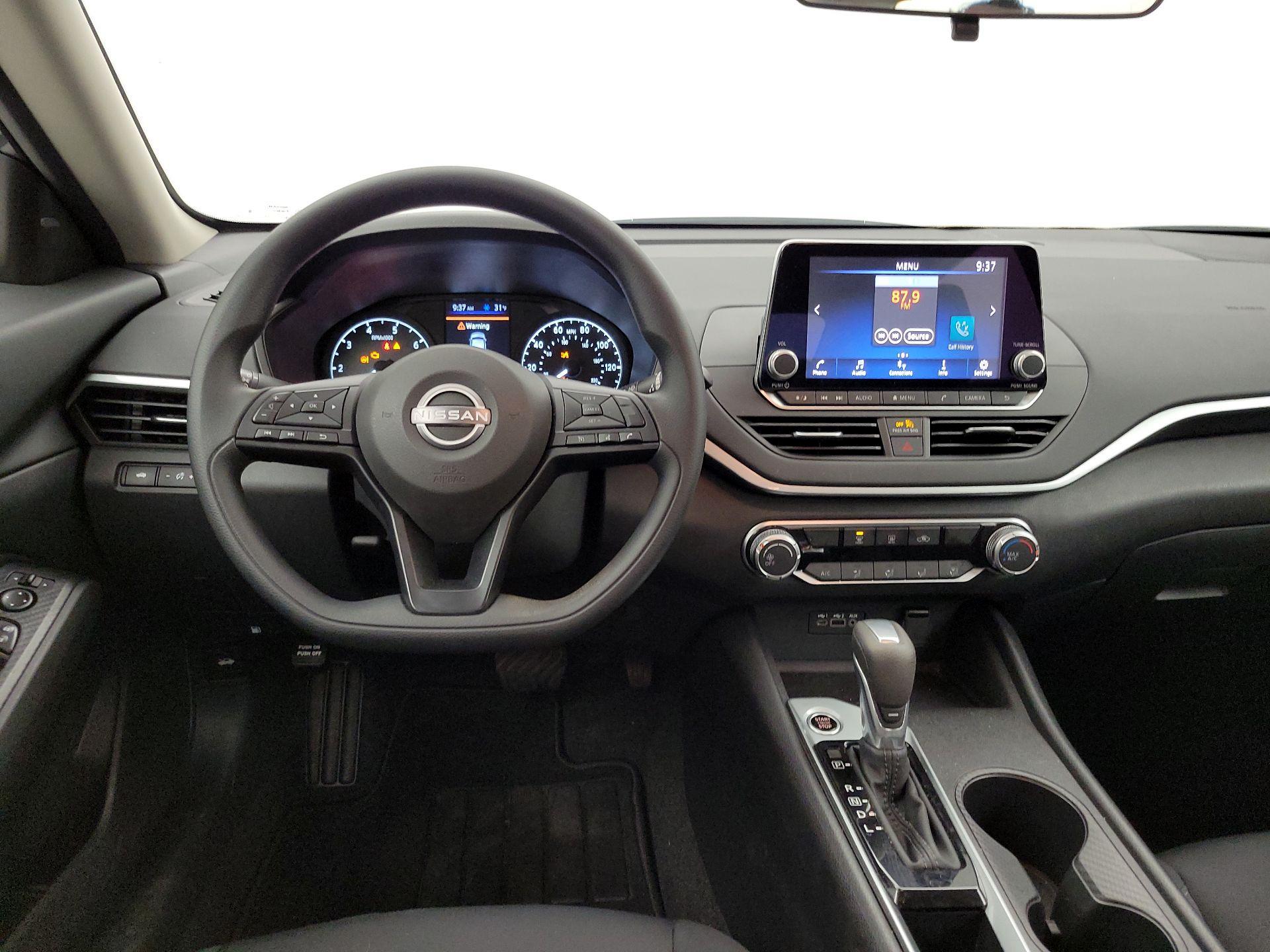 Thumbnail: 2025 Nissan Altima - 10