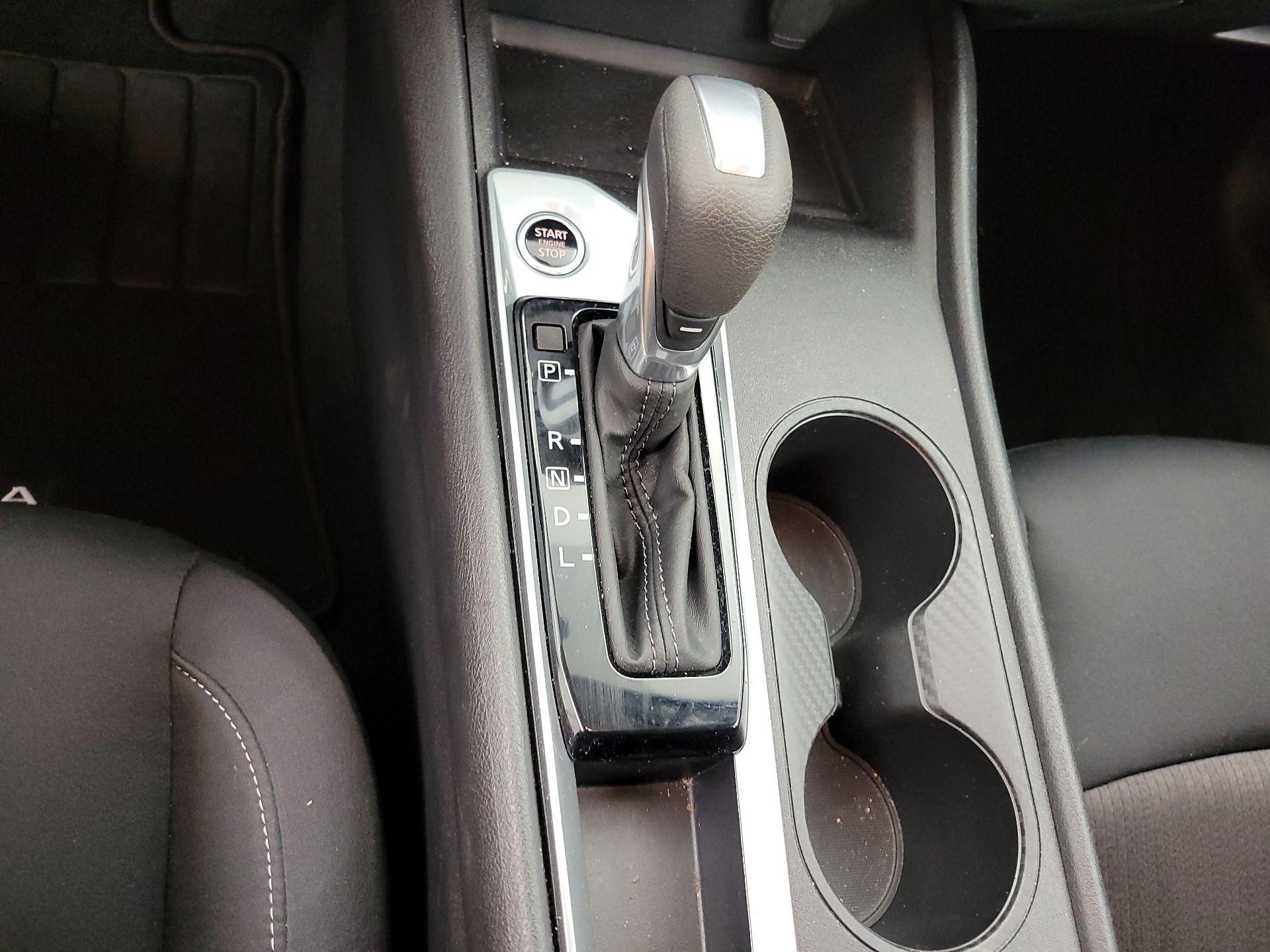 Thumbnail: 2025 Nissan Altima - 17