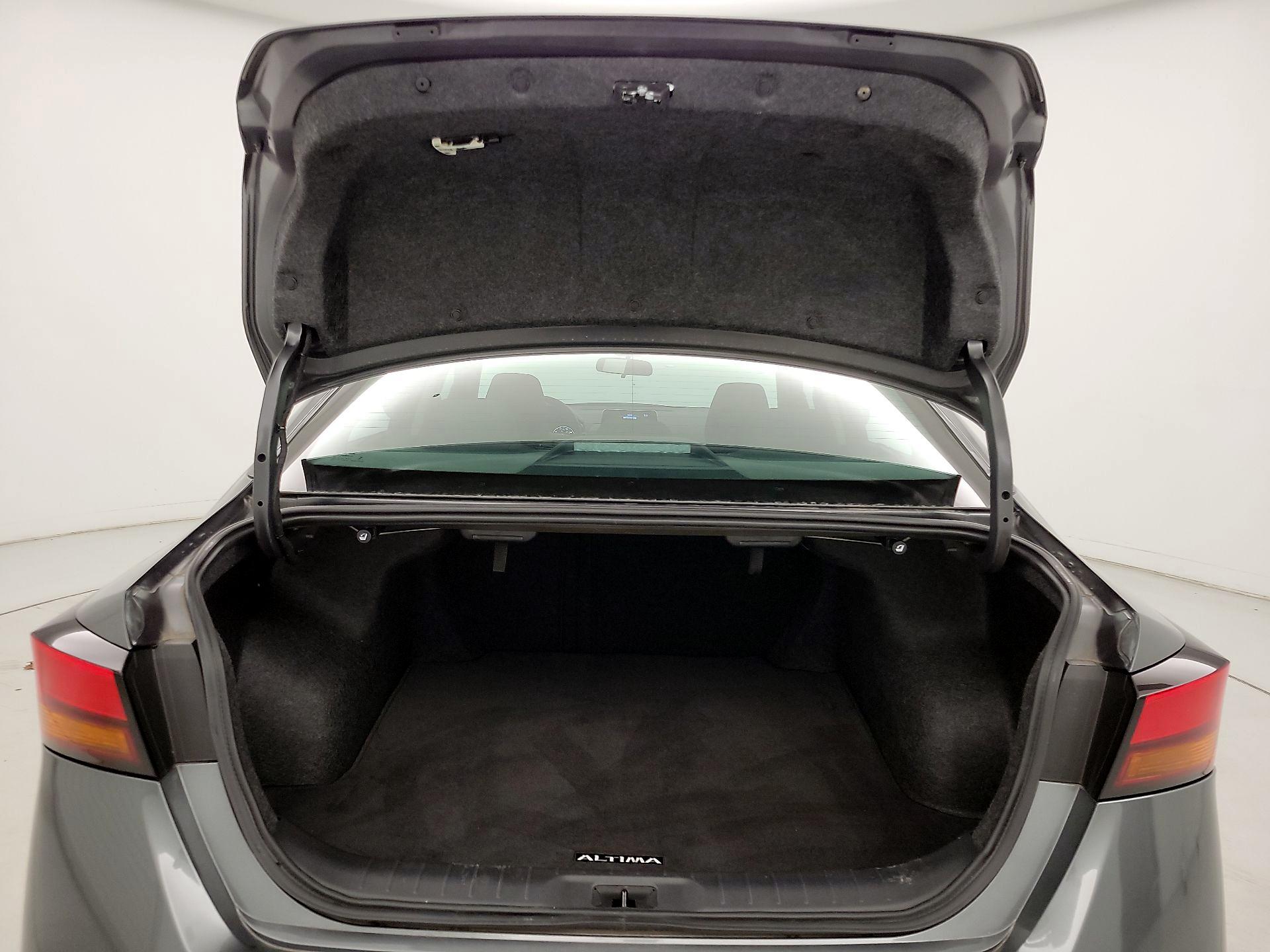 Thumbnail: 2025 Nissan Altima - 20